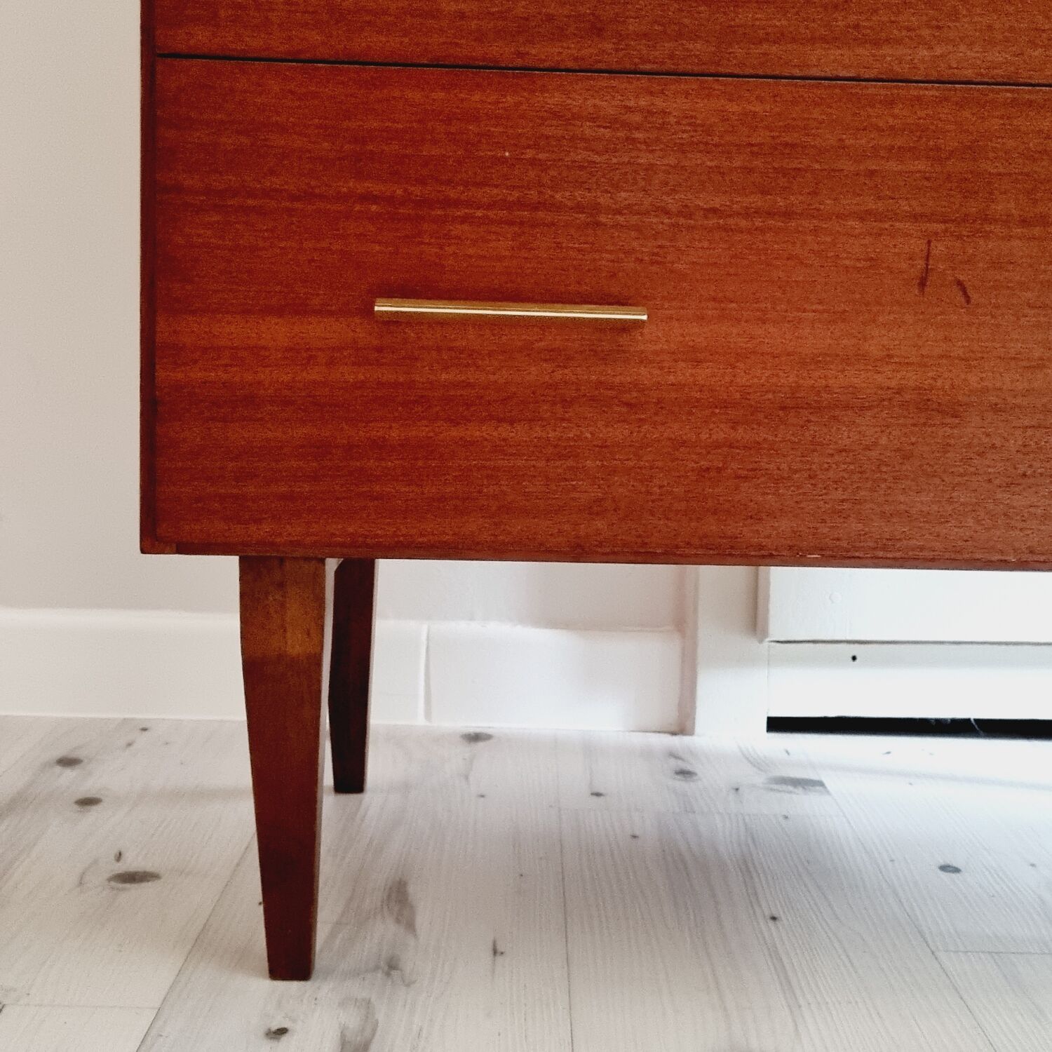 Compass feet dresser