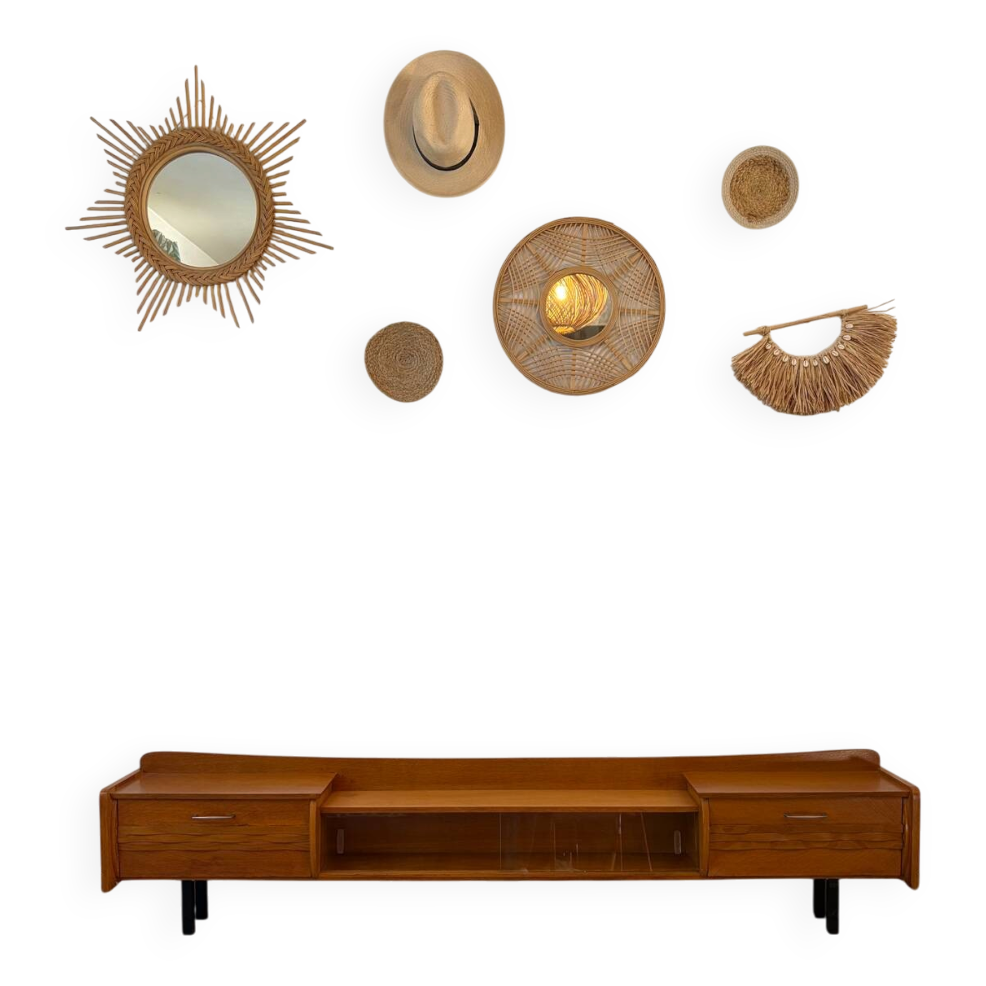 Shallow low vintage enfilade