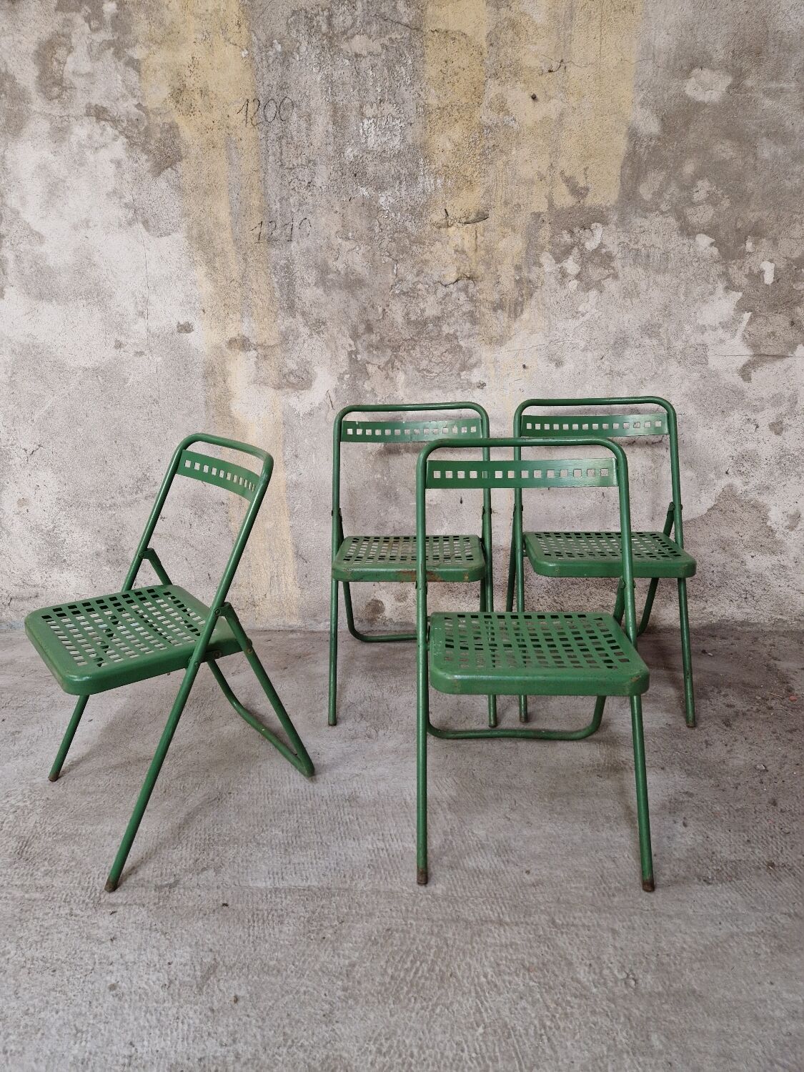 4 folding chairs Plichaise Souvignet