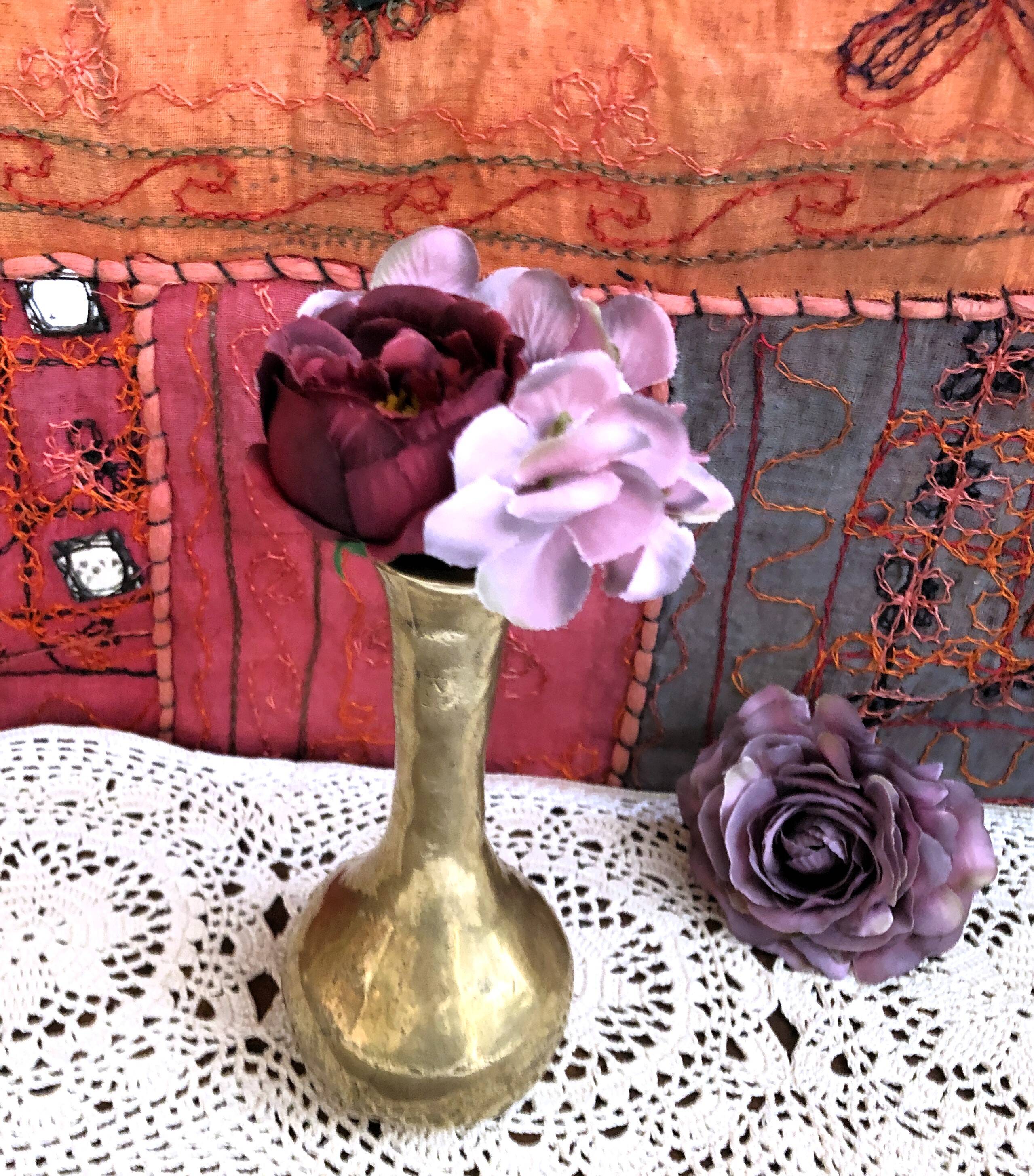 Vintage hammered solid gilded bronze soliflore vase