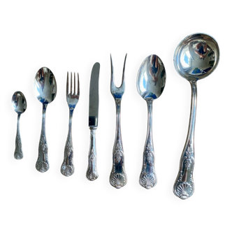Ménagère ancienne en métal argenté