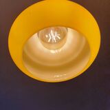 Suspension en opaline jaune 1960