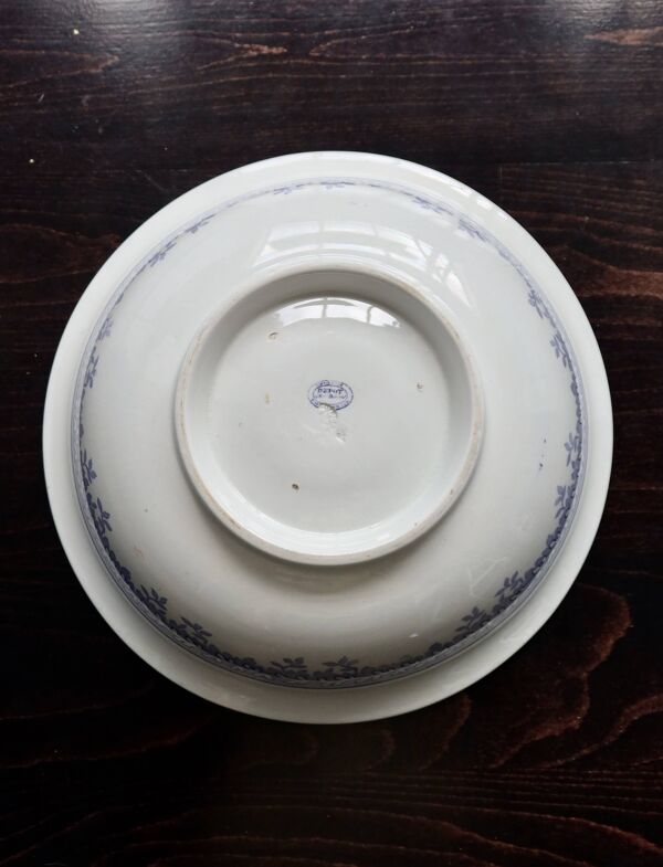 Bassine ancienne en faïence blanche et violette - Décor floral