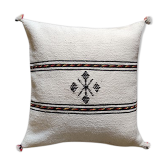 White Moroccan Berber cushion in cotton