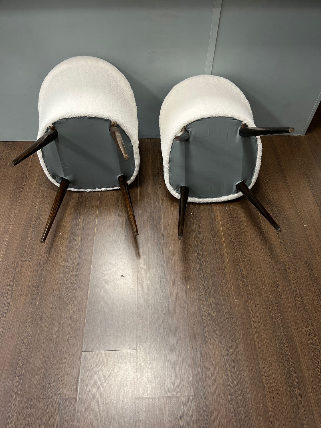 Duo vintage moumoute chairs