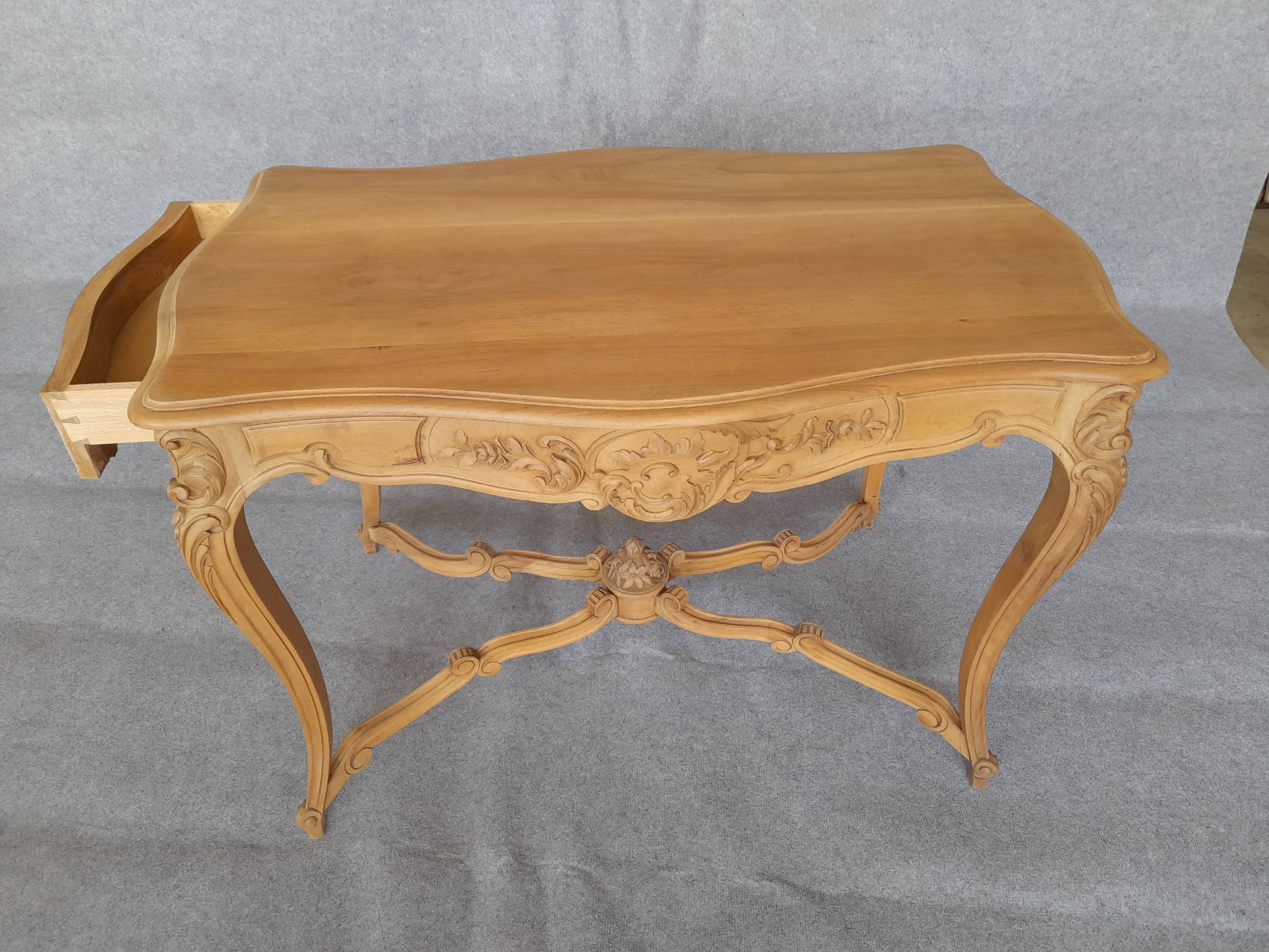 Table style Louis XV