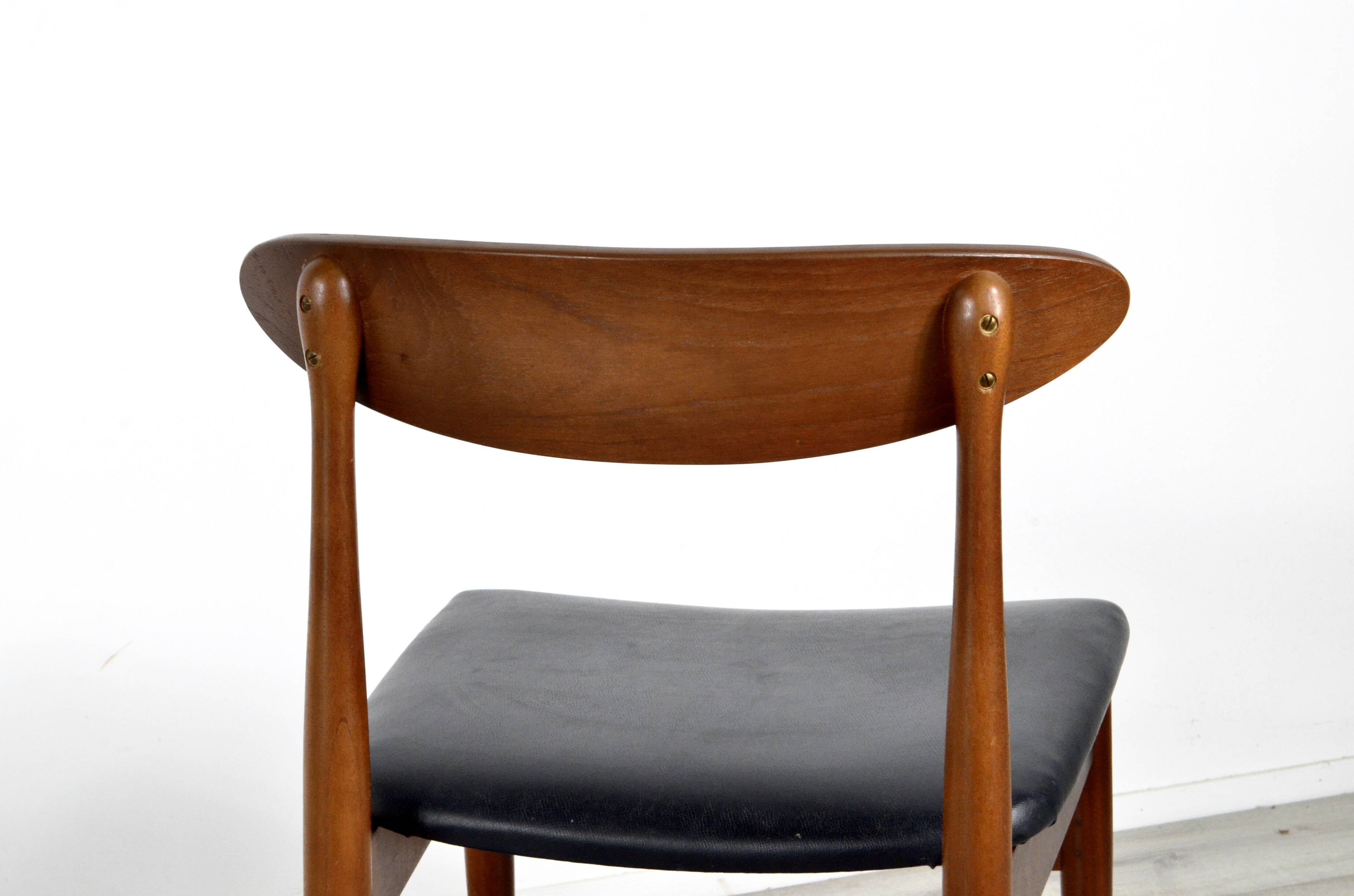 Set Of 6 Vintage Midcentury Danish Teak Chairs. Delivery. Modern /