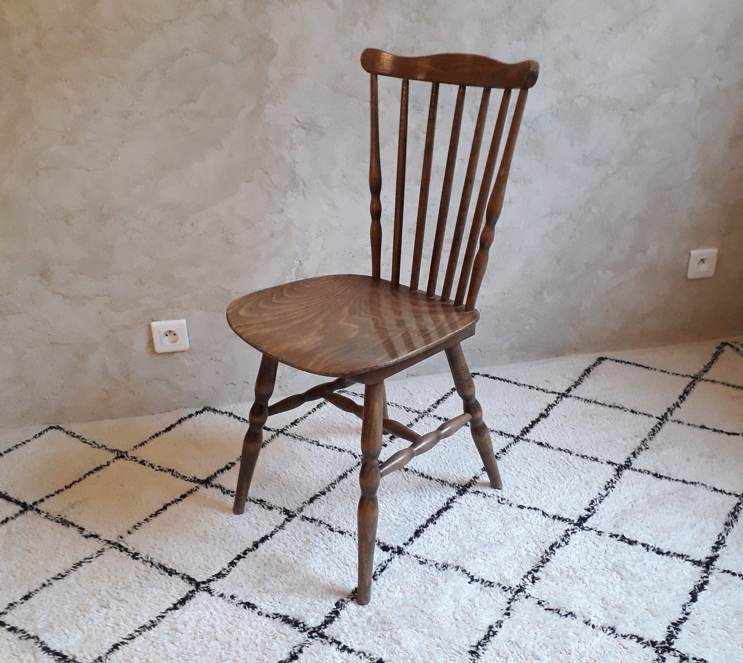 Baumann chair model Tacoma