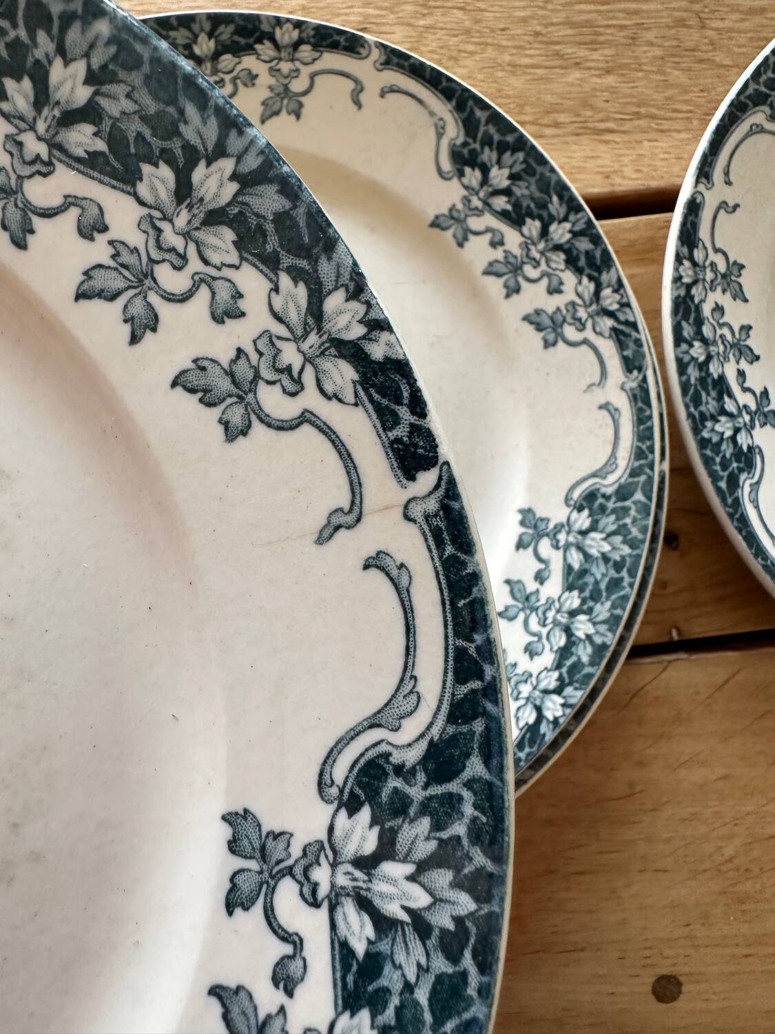 6 antique dinner plates