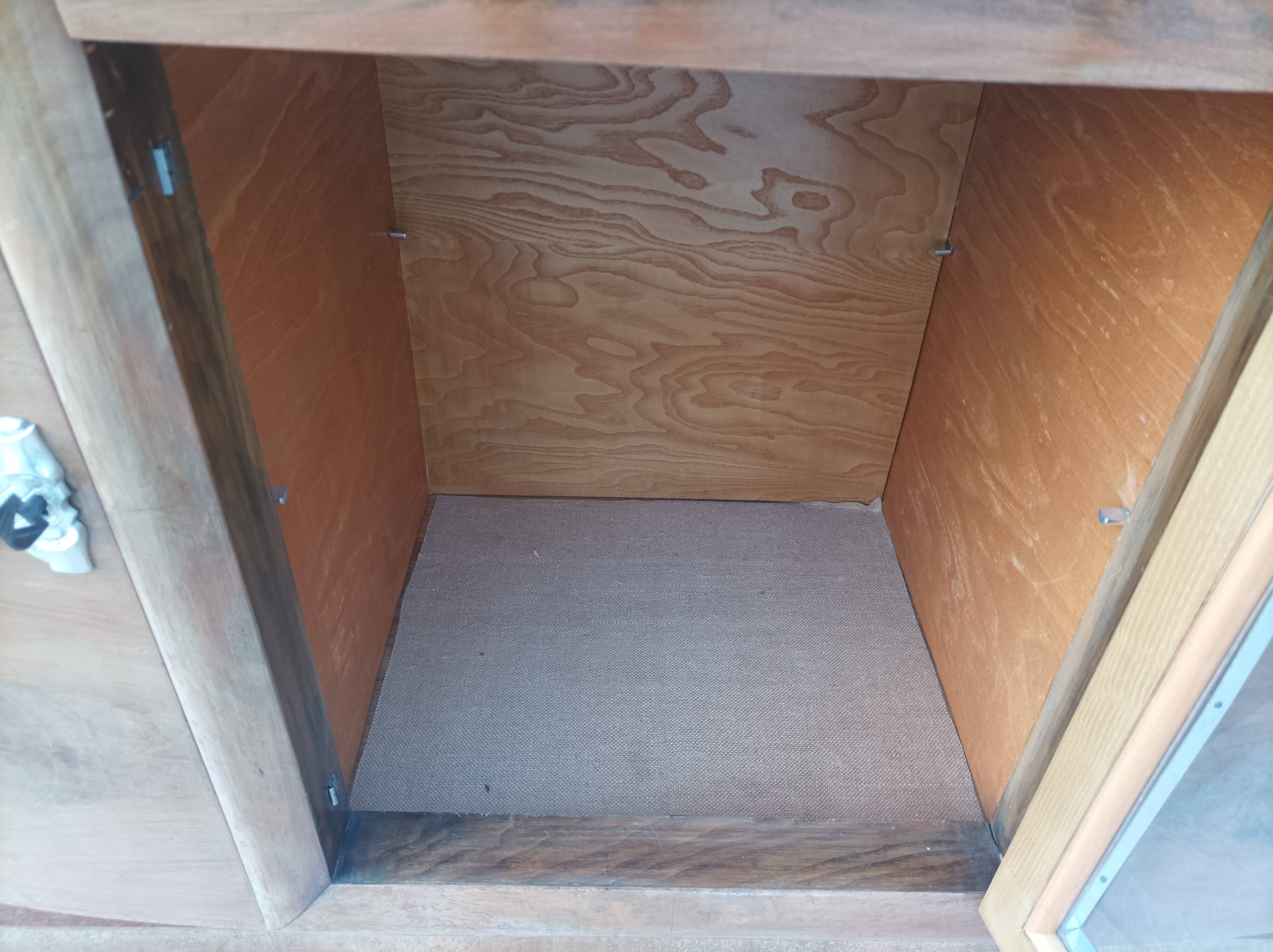 Art Deco sideboard in burr walnut