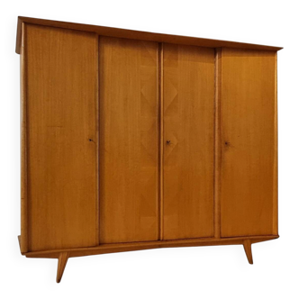 Armoire du milieu du siècle