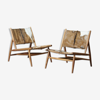 Two lounge chairs in Scandinavian style