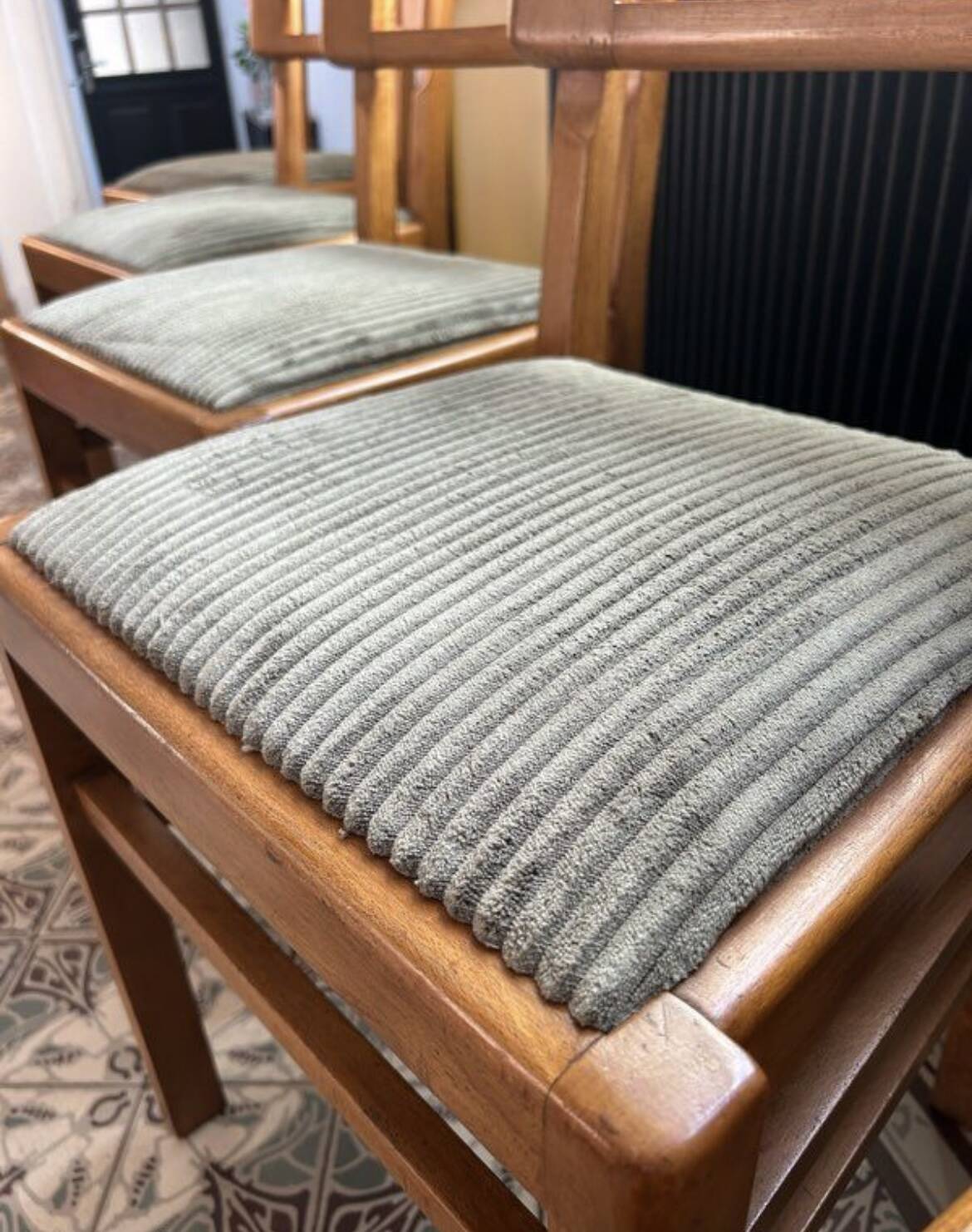 Set of 5 Pierre Cruège Chairs