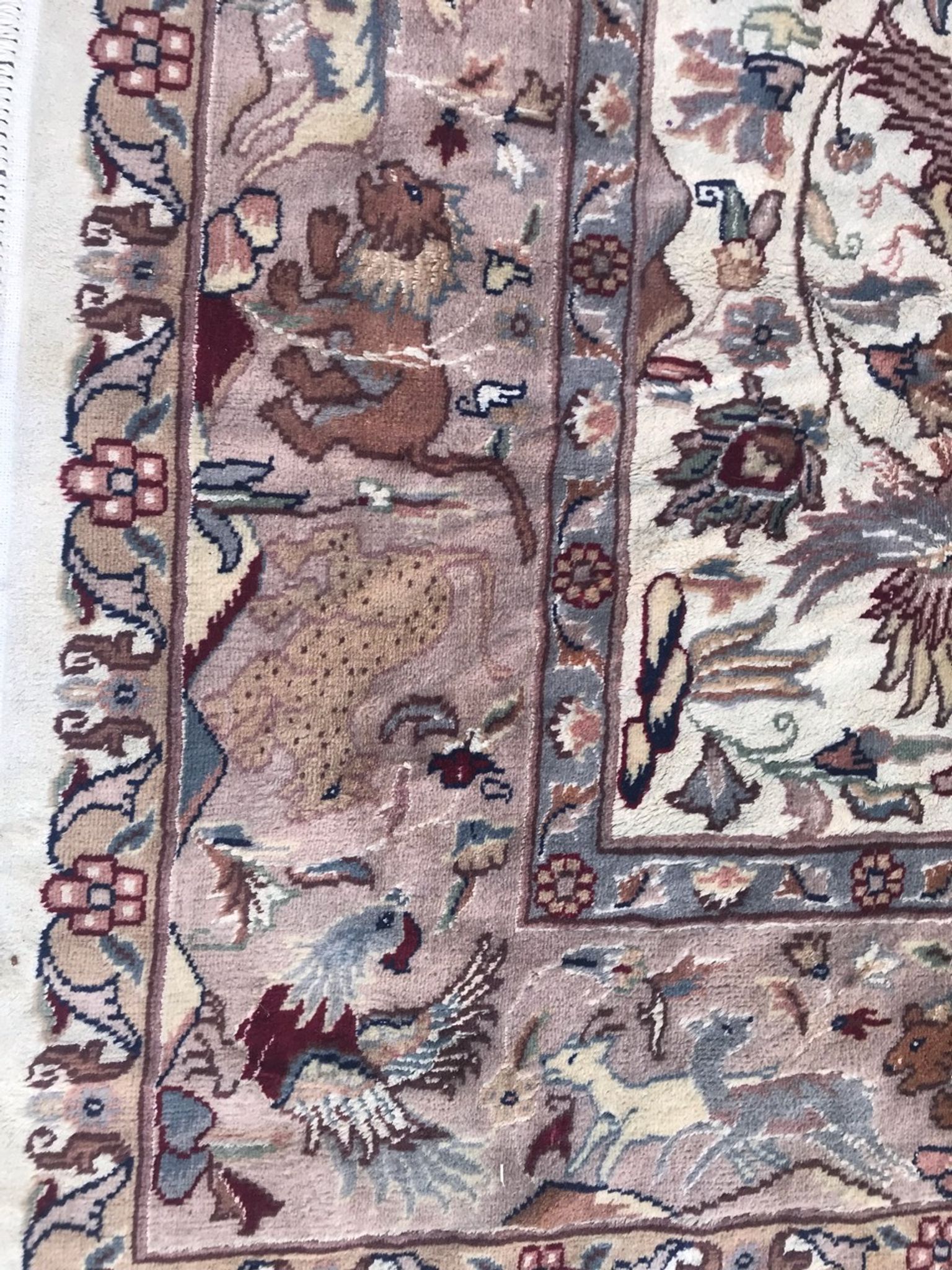 Pakistani carpet wool and silk handmade 190x295 cm