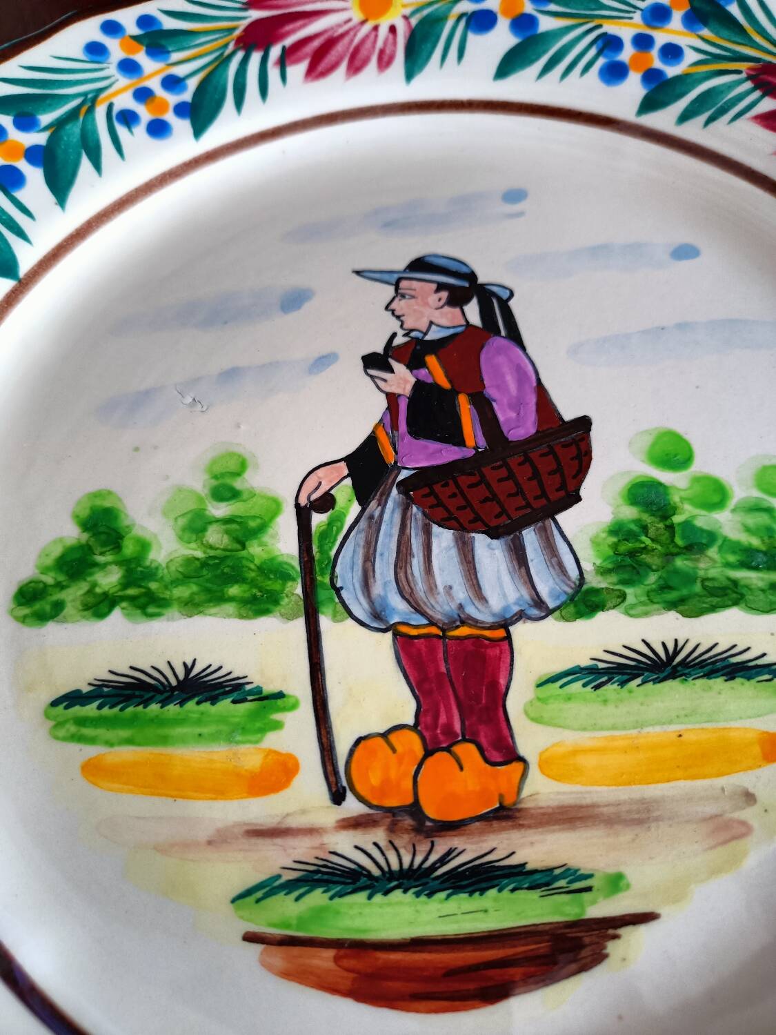 Breton plates, couple traditional outfit