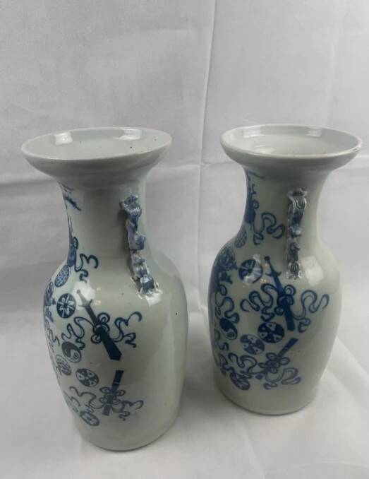 Pair of Chinese porcelain baluster vases, Qing Dynasty