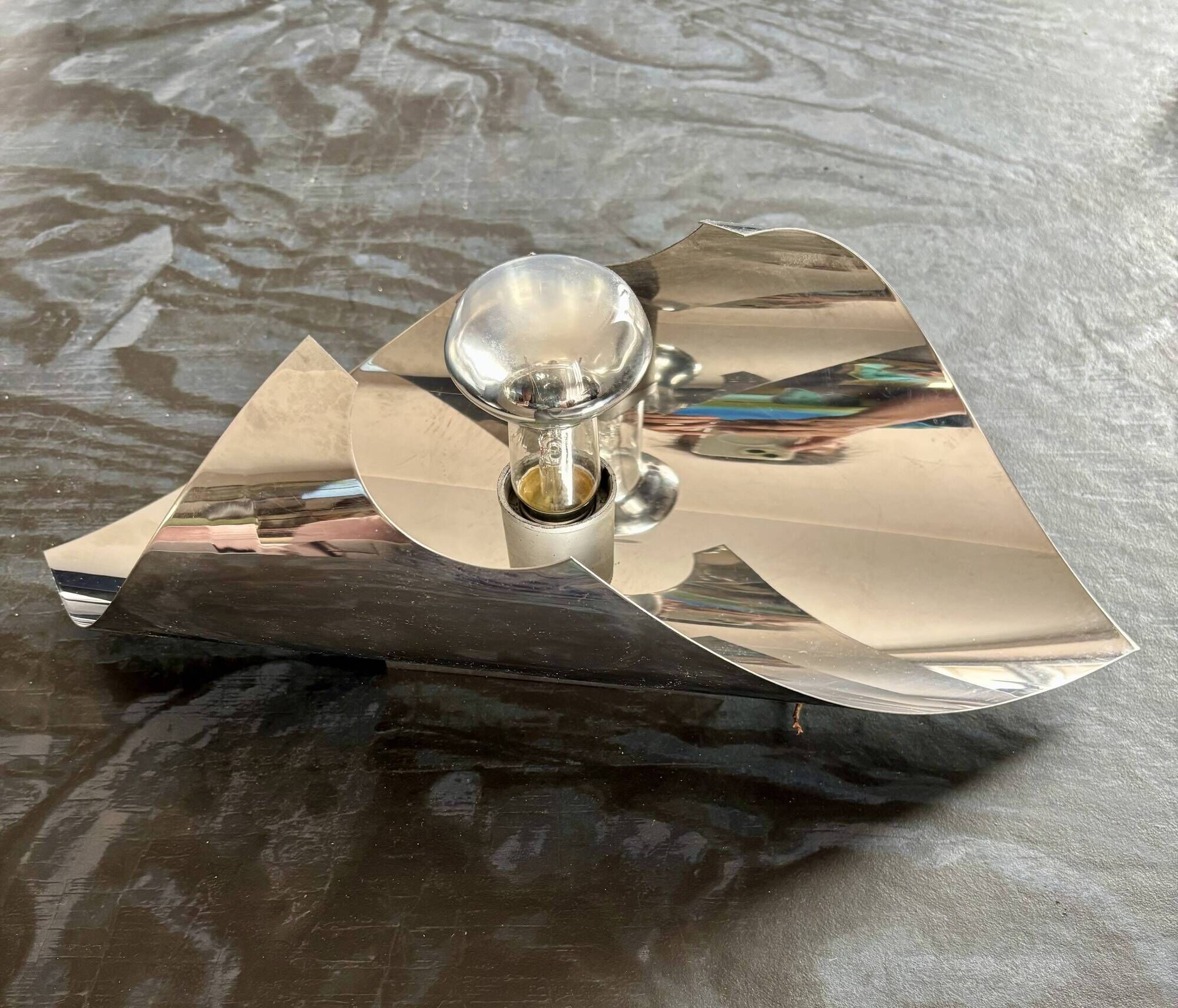 1970s Space Age style vintage wall light