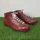 Paire de chaussures rugby sport vintage