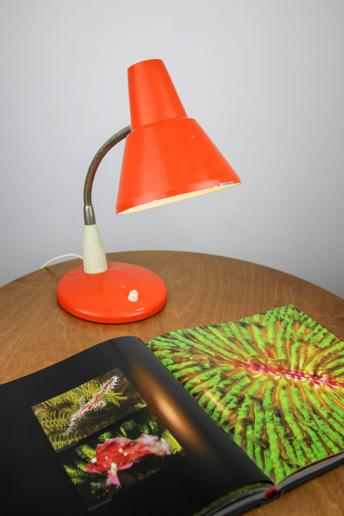Adjustable Desk Lamp in Orange Painted Metal and Chrome-Plated Spiral Arm, 1970s
