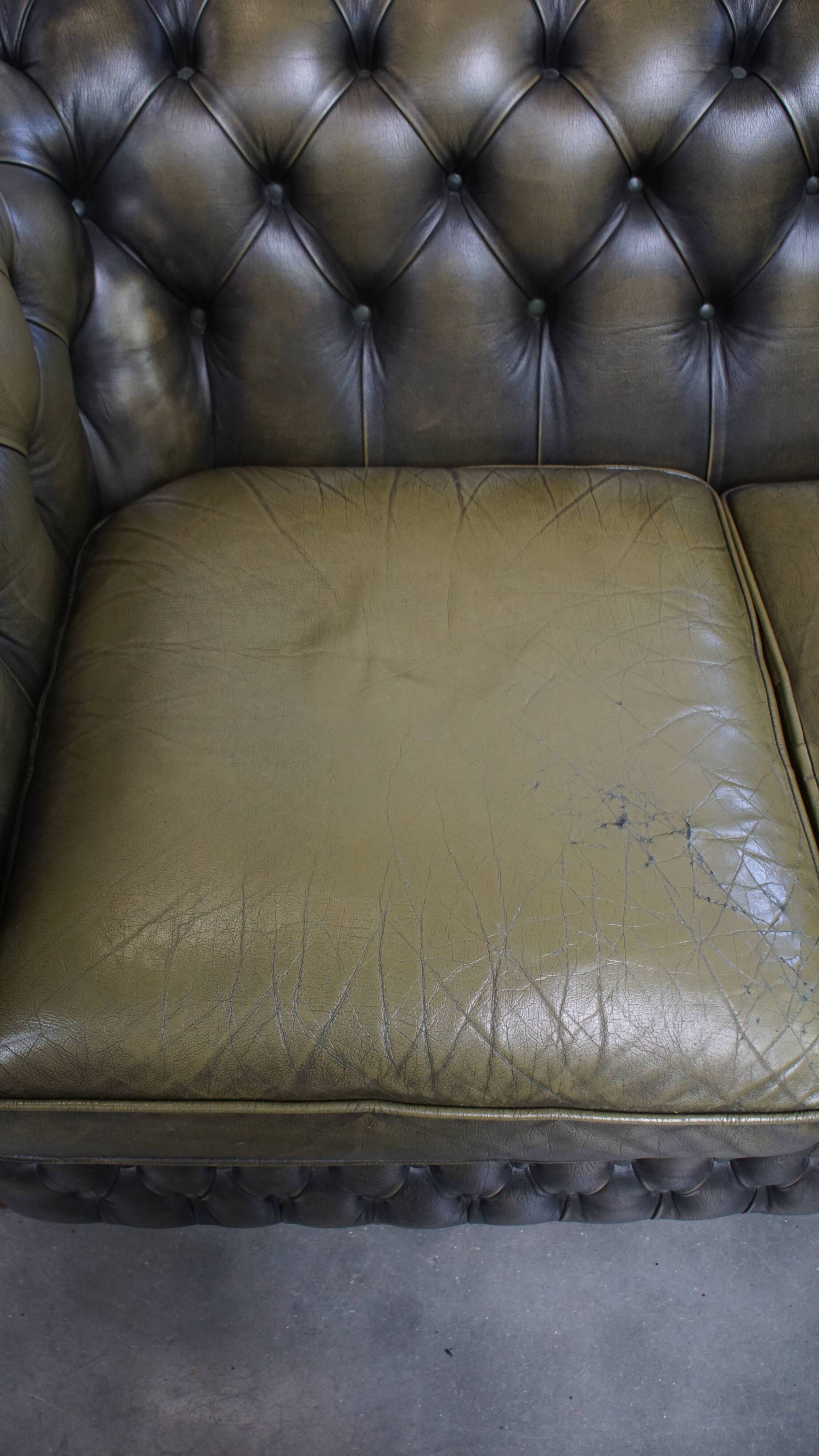Green Vintage English Cowhide Leather Chesterfield 2-Seater Sofa
