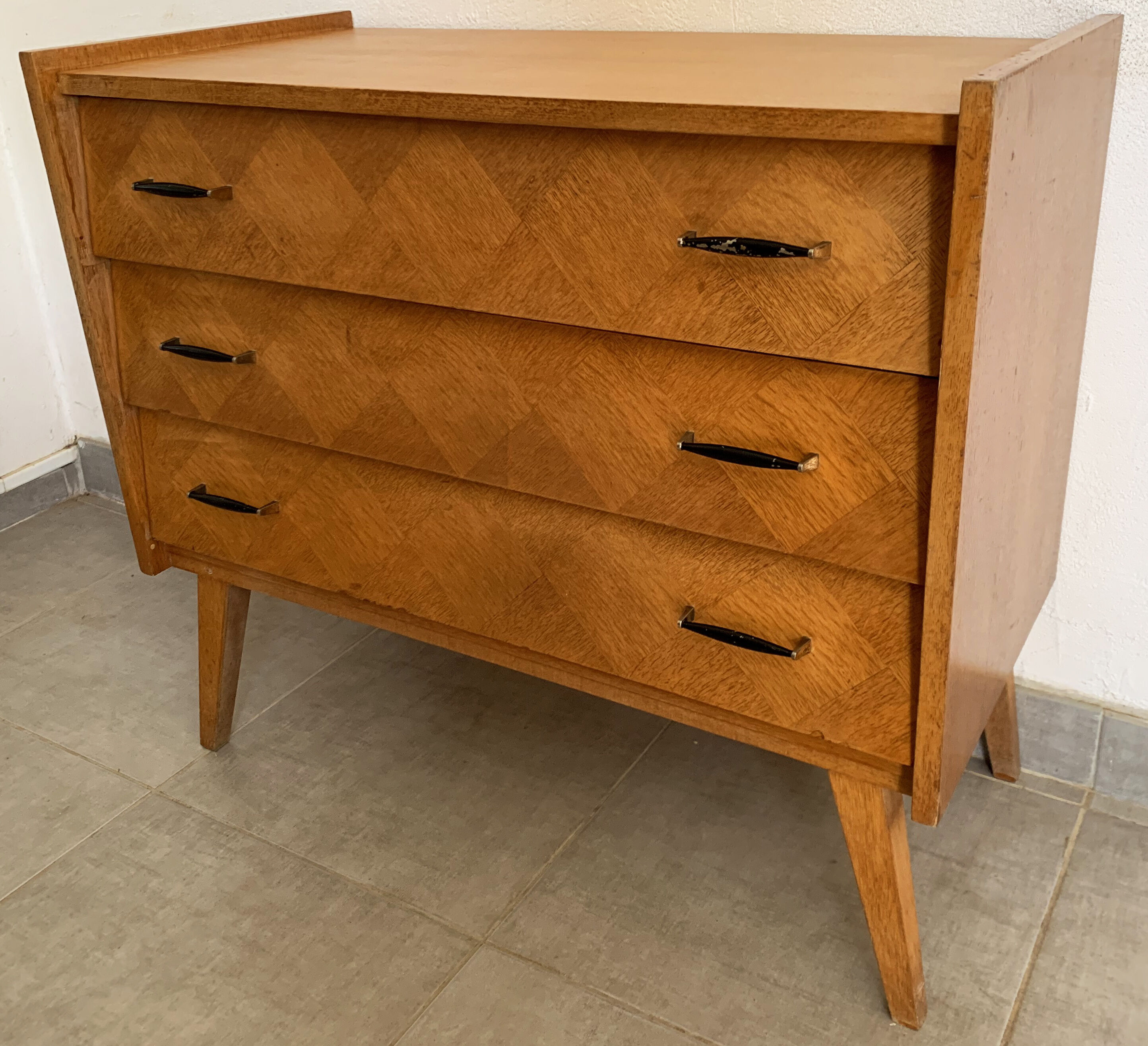 Oak chest of drawers from the scandinavian 60s