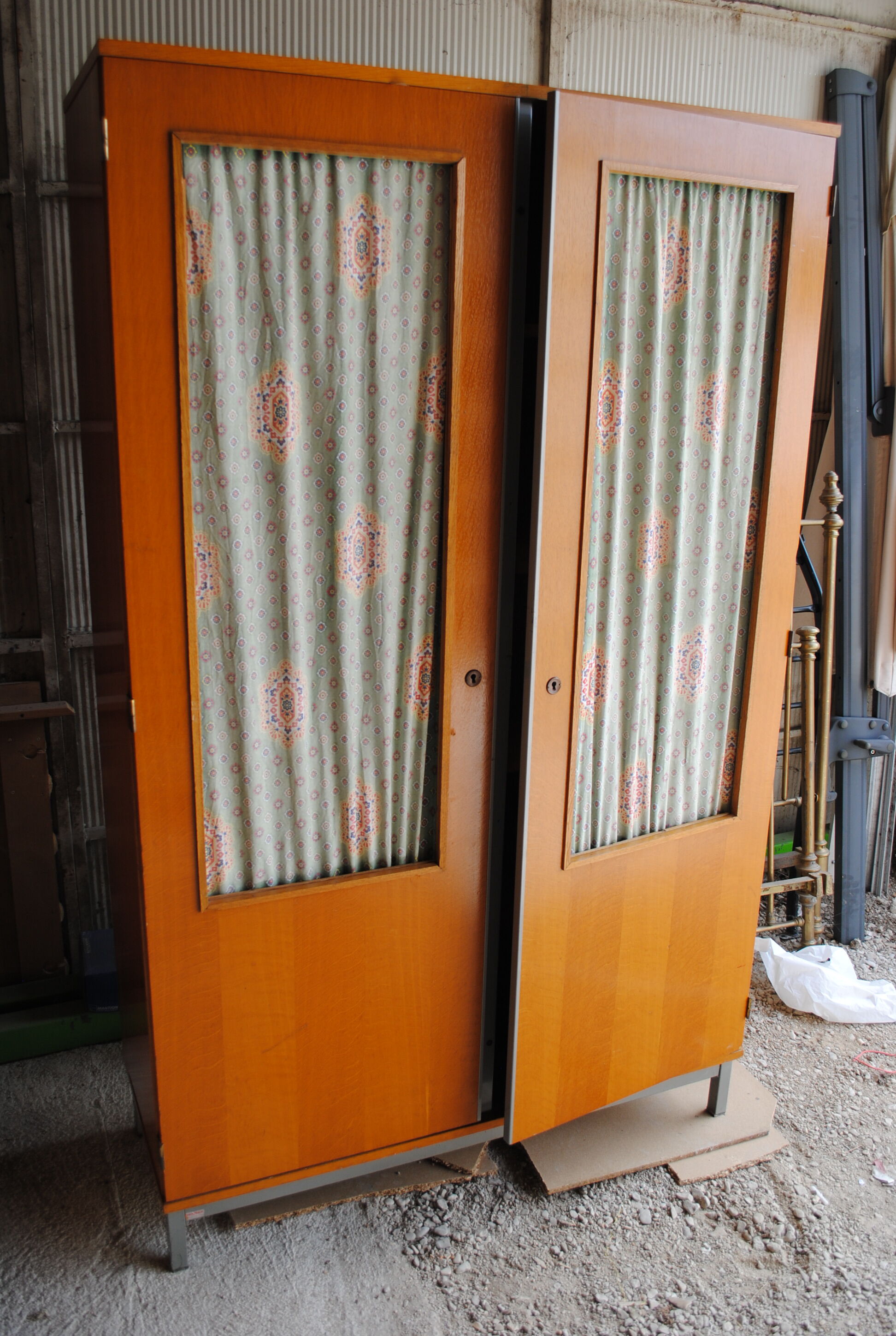 School vintage wardrobe