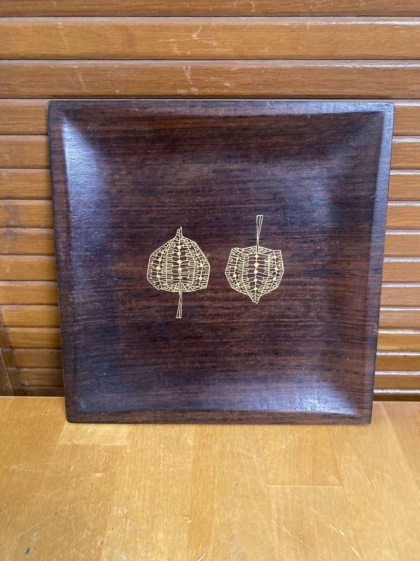 Old plate gold craft rosewood + golden pattern japanese physalis vintage