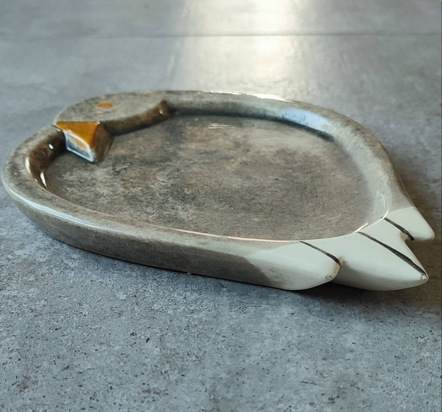 Vintage ARNIS ceramic plate