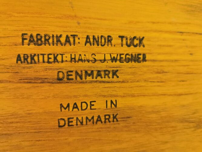 Table à coudre en teck massif conçue par Hans J. Wegner et fabriquée par le maître charpentier Andreas Tuck