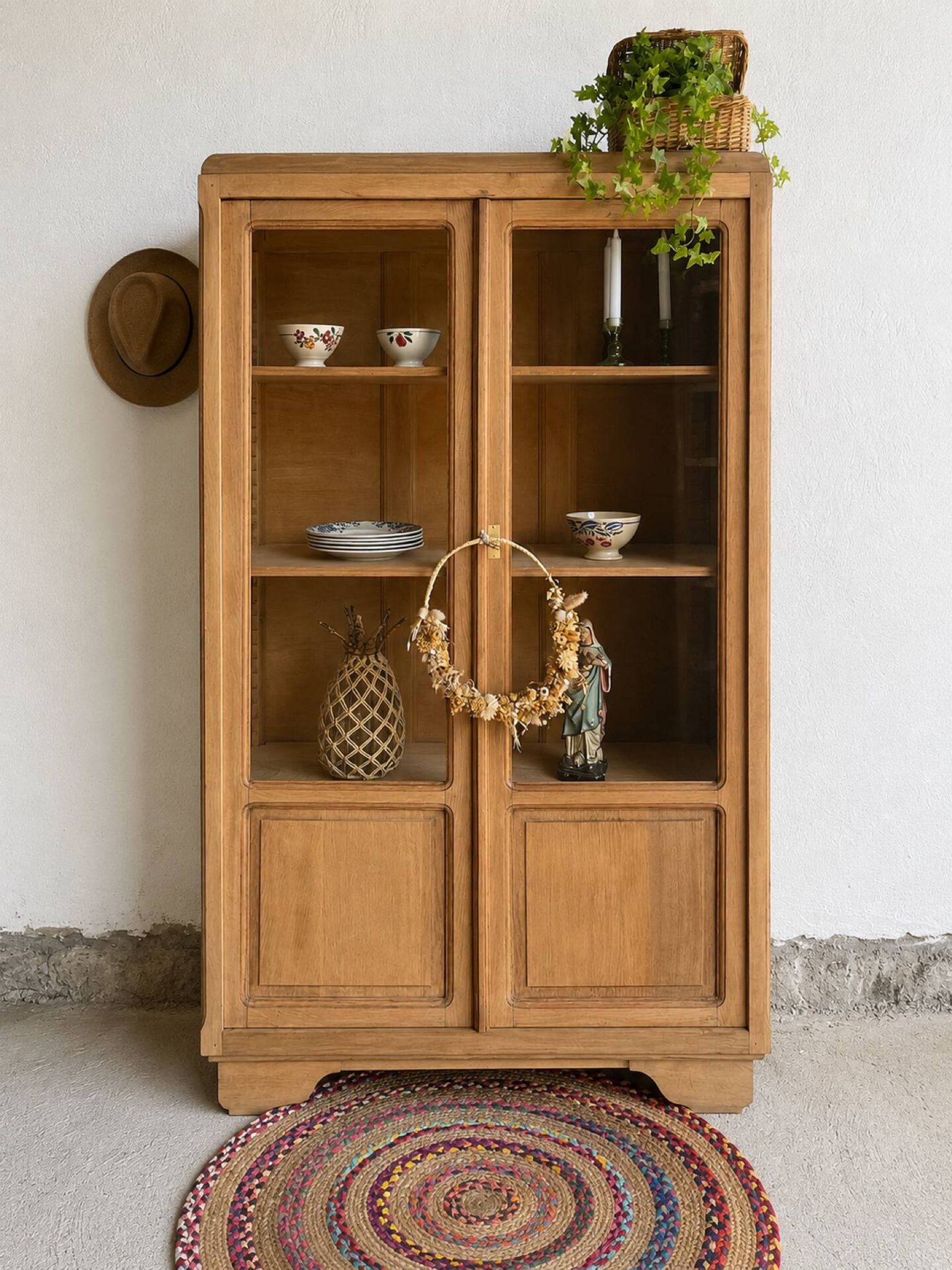 Armoire vitrée