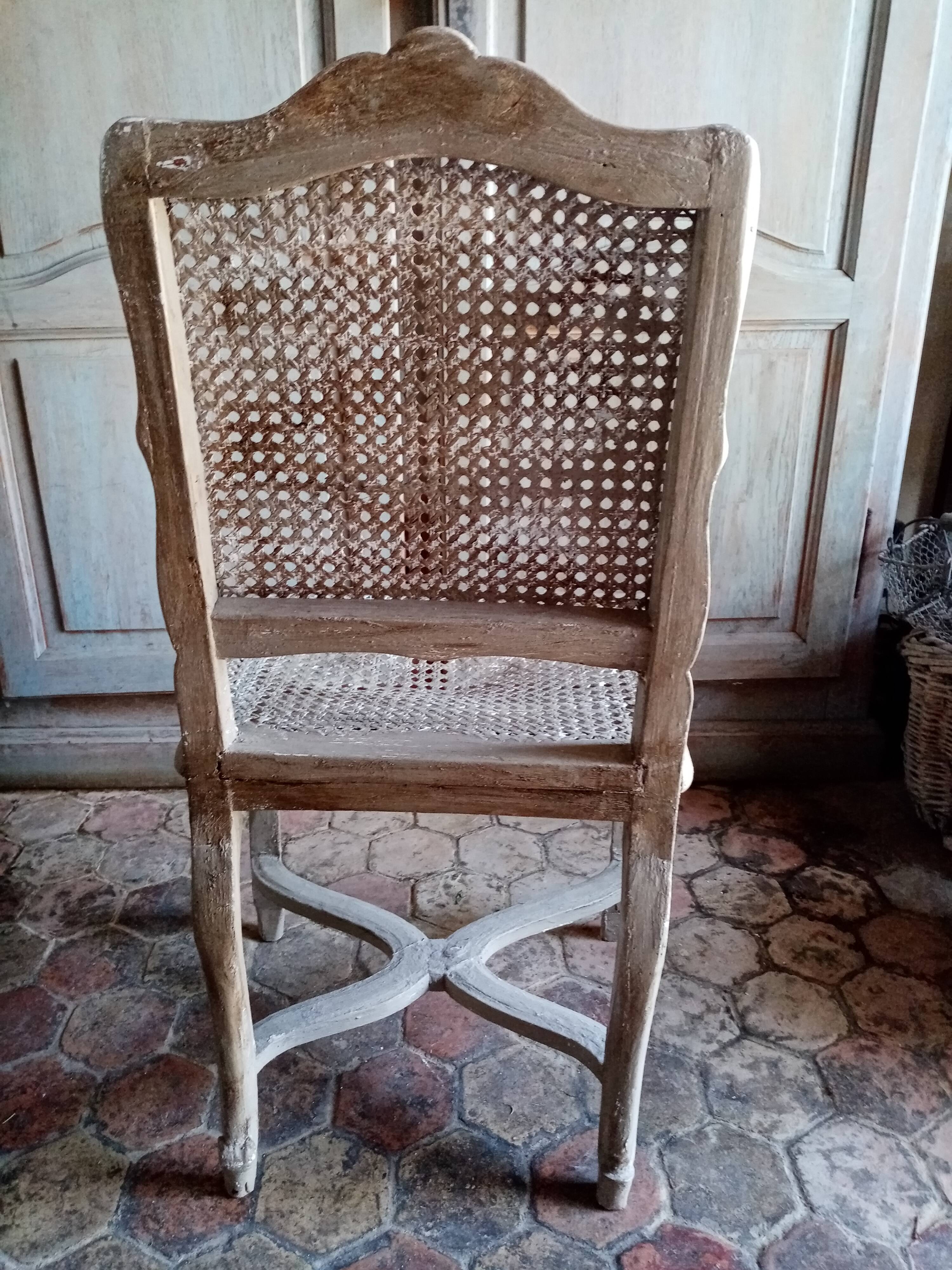 Louis XV-era cannée chair