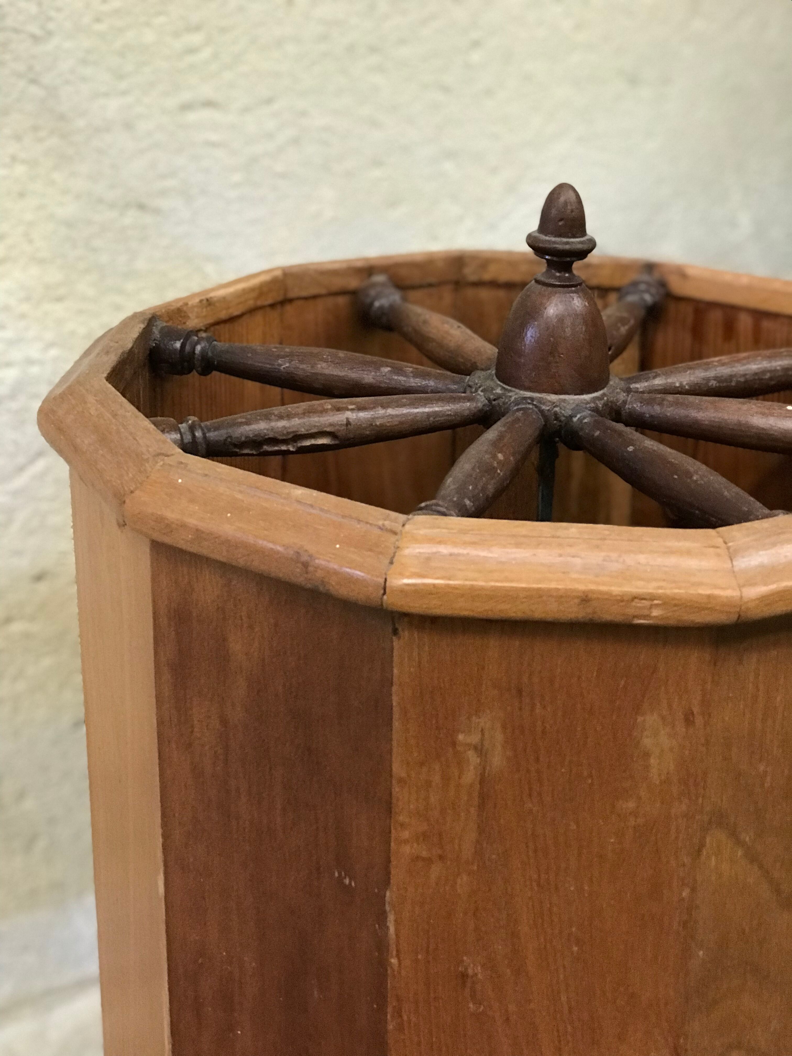 Umbrella stand