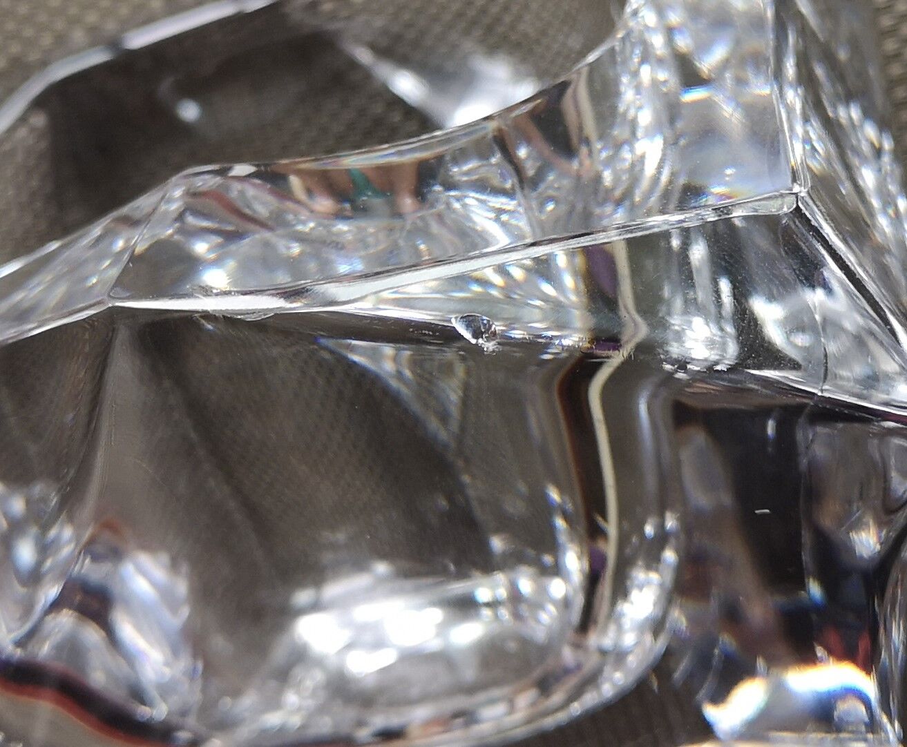 Ashtray and pestle in Daum Crystal