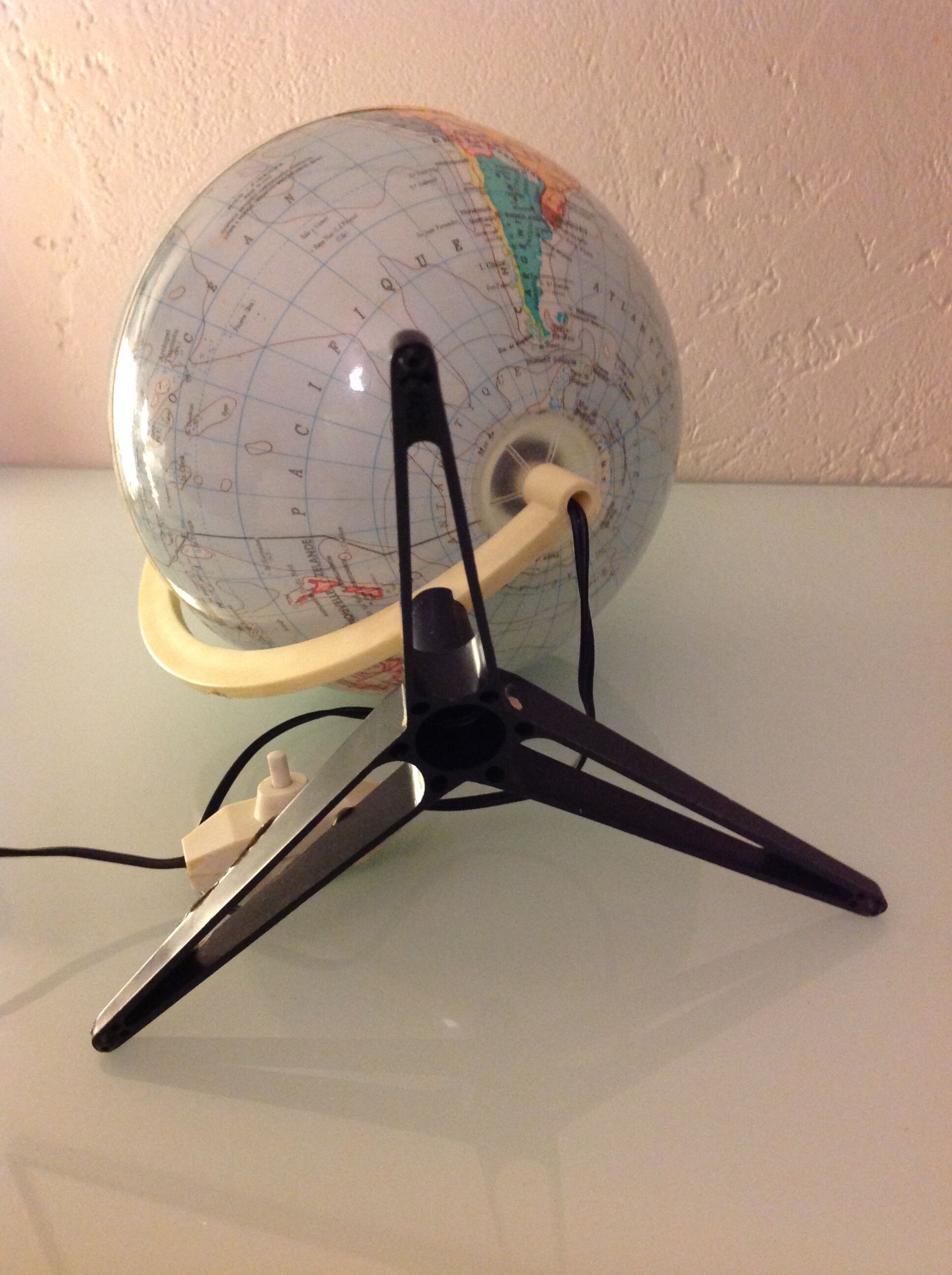 Light globe to tripod foot Rico vintage 60s