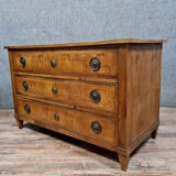 Louis XVI period chest of drawers in marquetry on mahogany background around 1780
