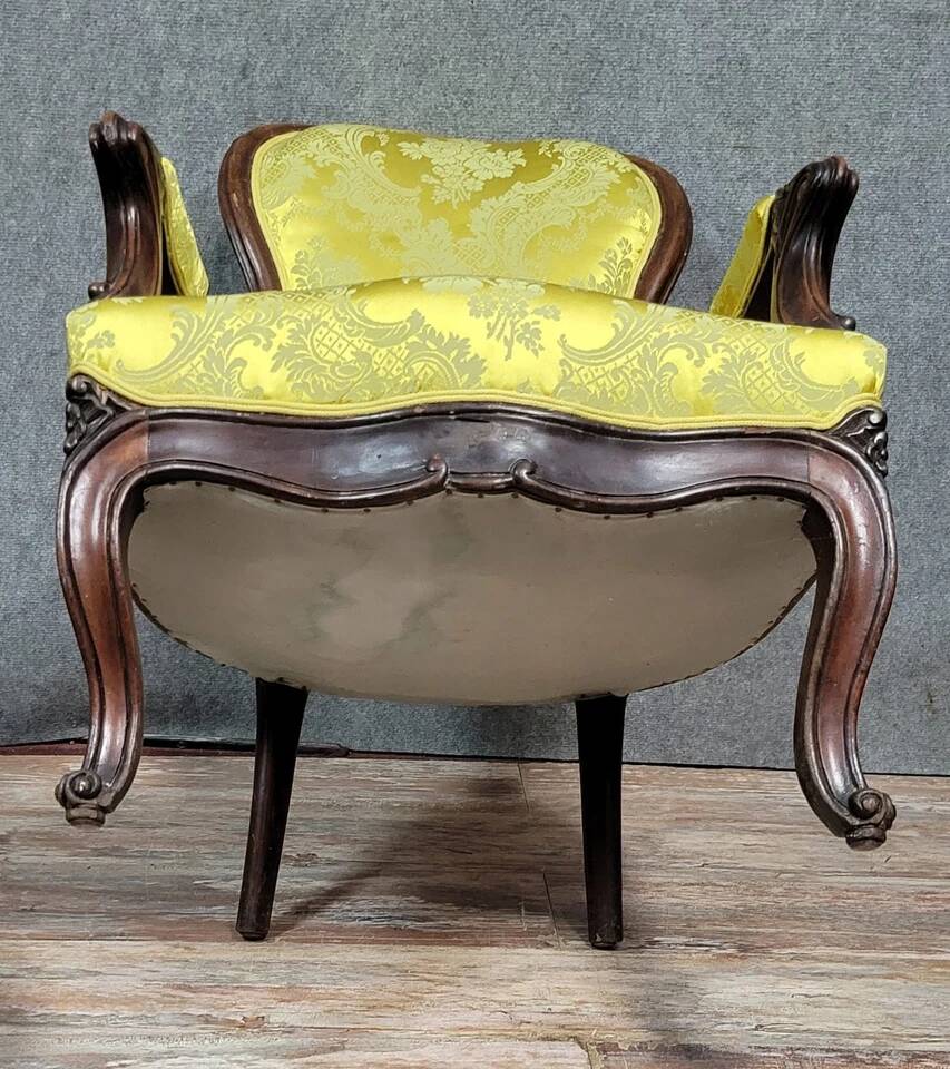 Fauteuil style Louis XV en acajou vers 1850