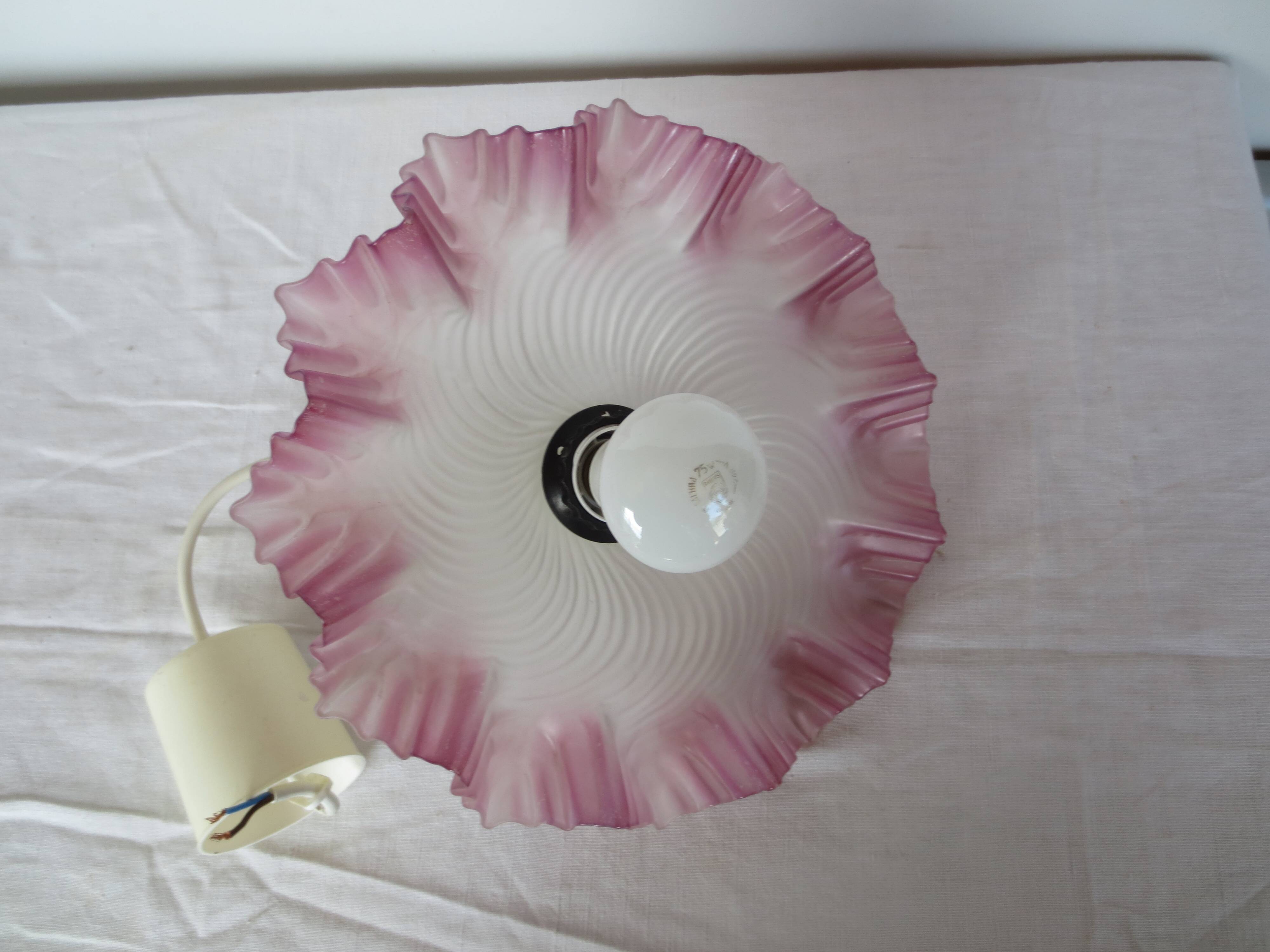 suspension with opaline pink-lilac lampshade