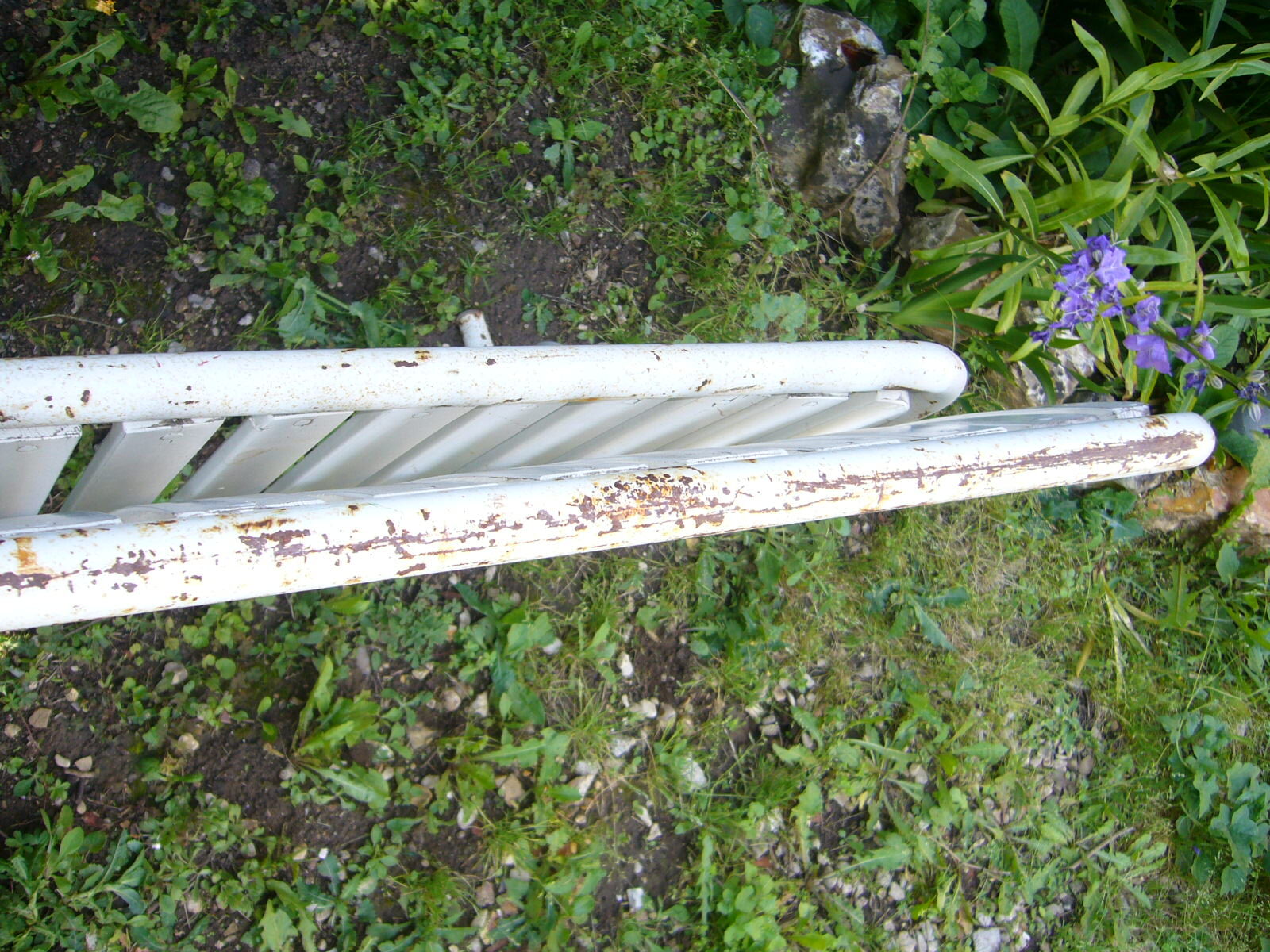 Banc de jardin pliant en métal et bois