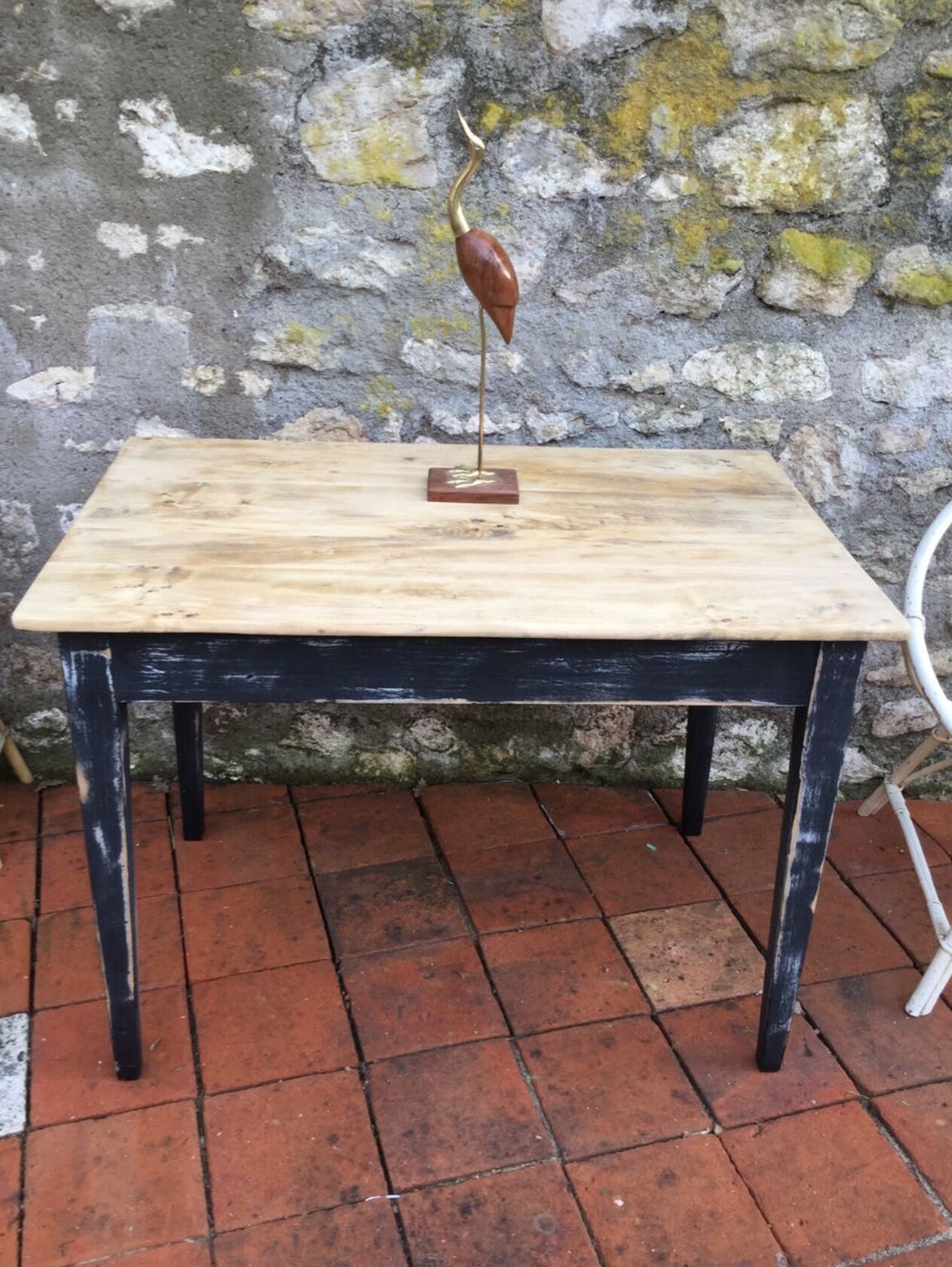 Black patinee farm table