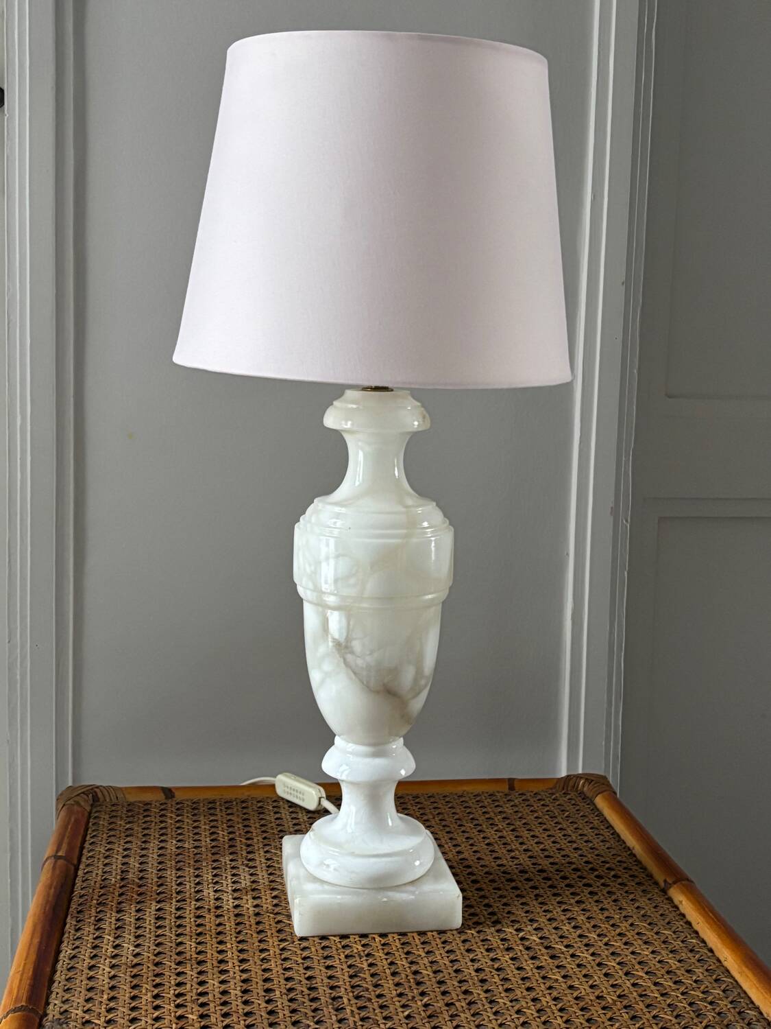 Lampe en albâtre