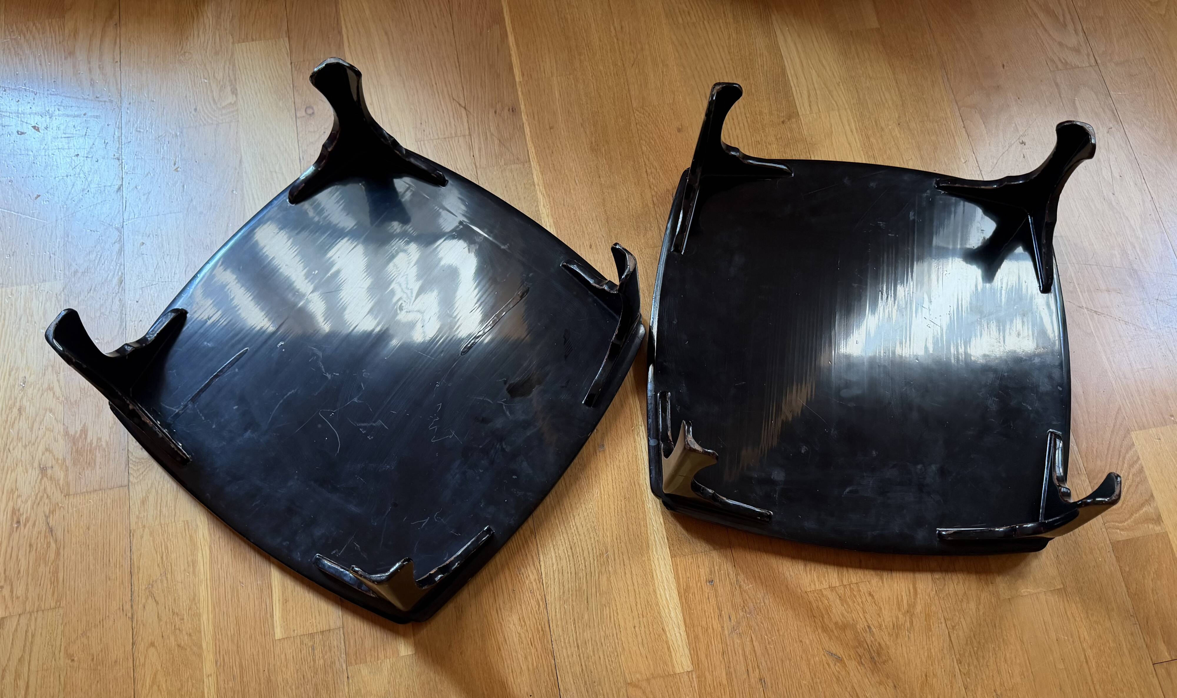 pair of Japanese lacquer trays "Ozen" 19th century/Meiji