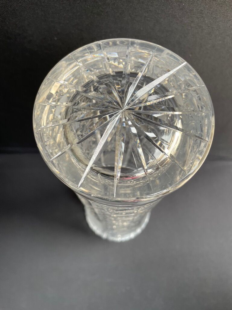 Carved crystal vase - Mid-twentieth century