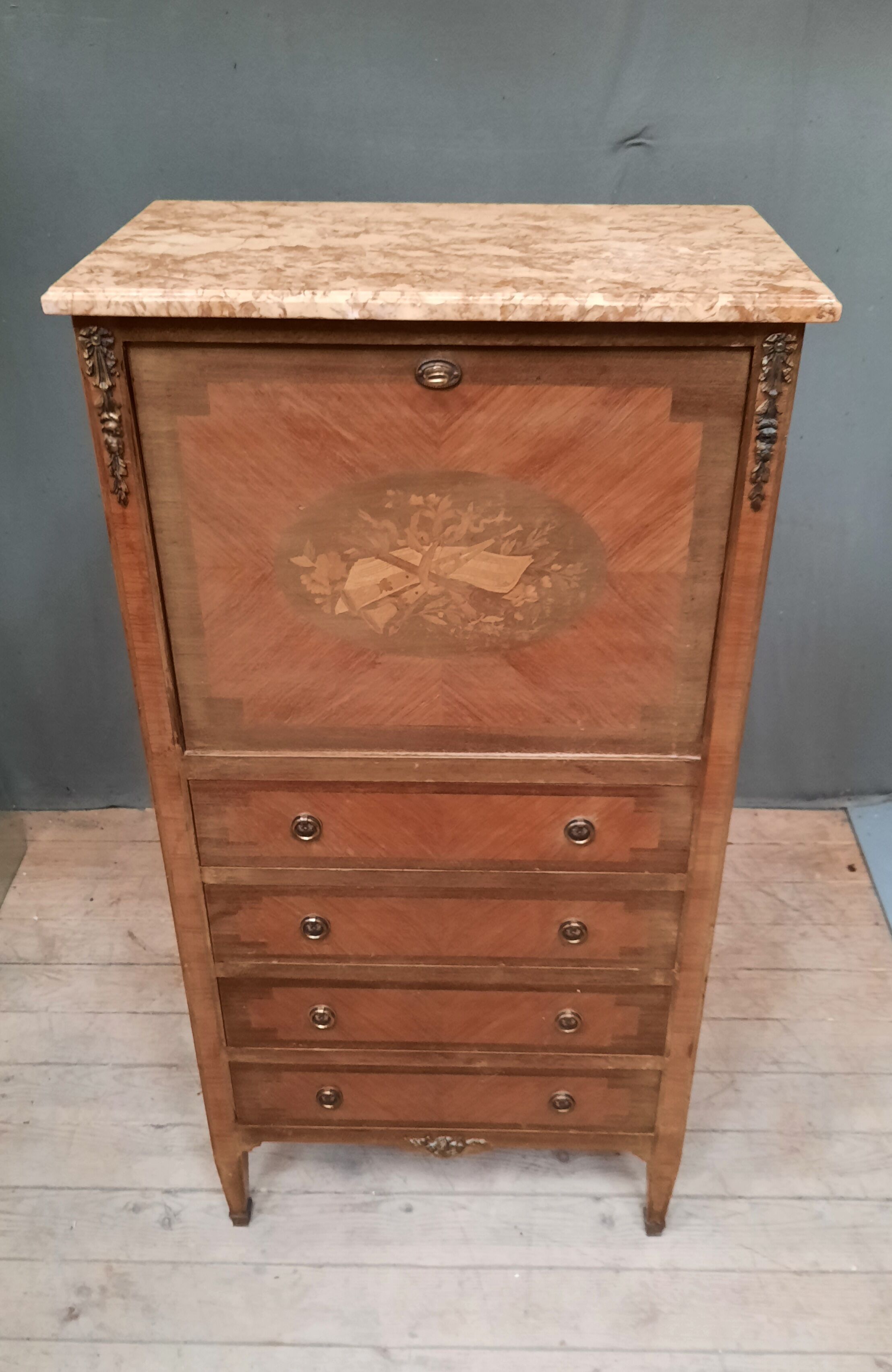 Secretaire en Marquetterie de style Louis XVI