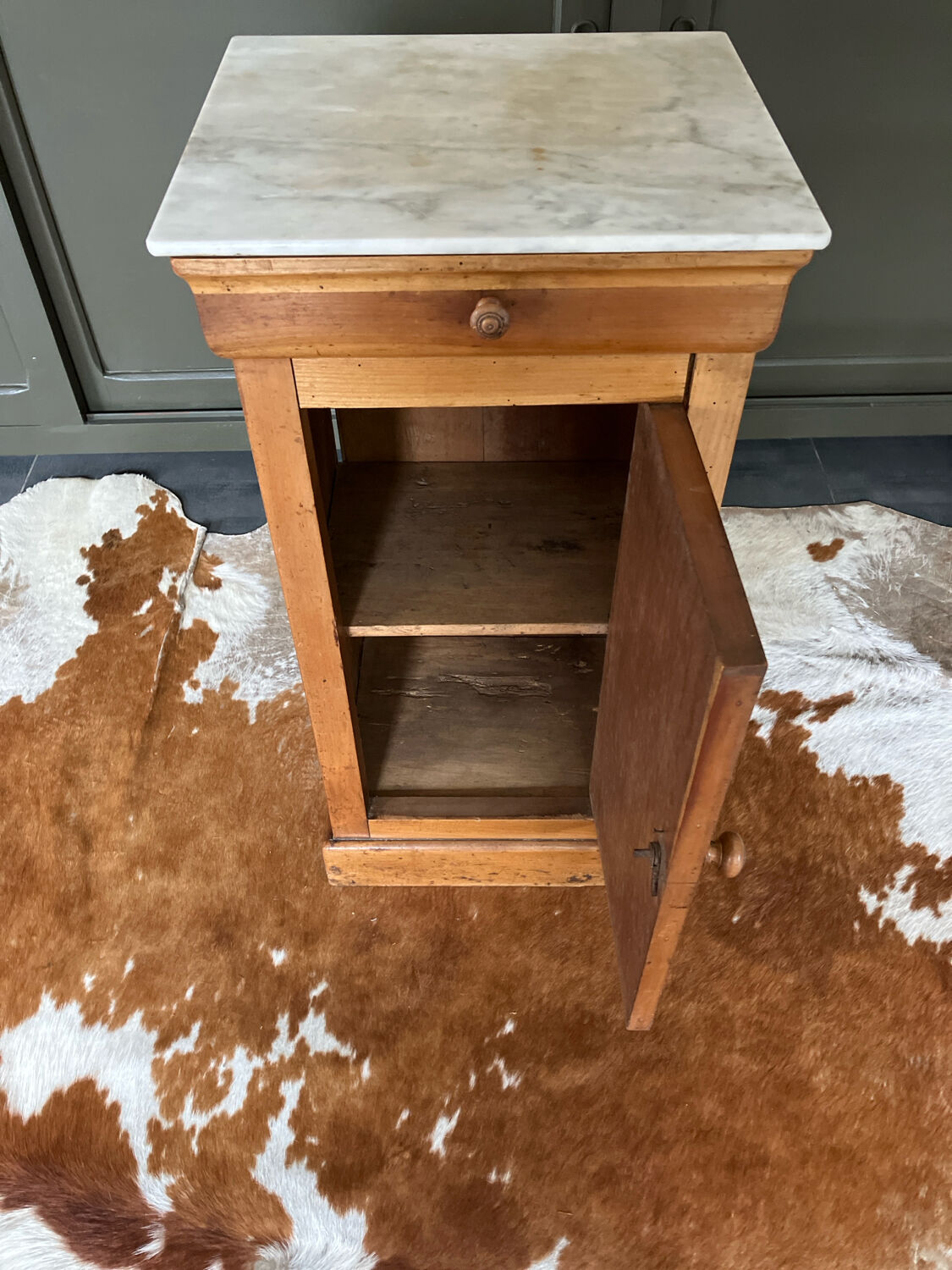 Table de chevet