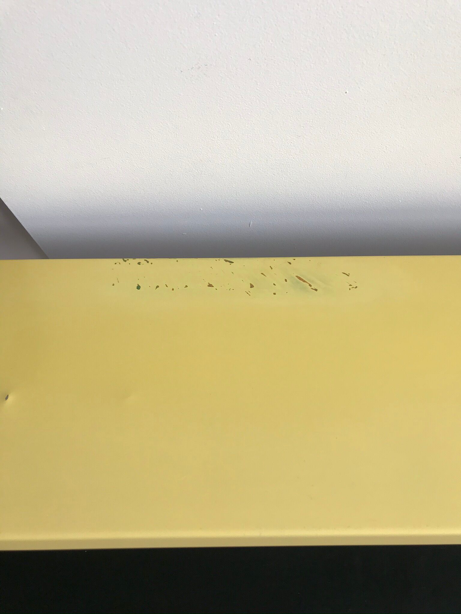 Tomado 1960 Shelf System