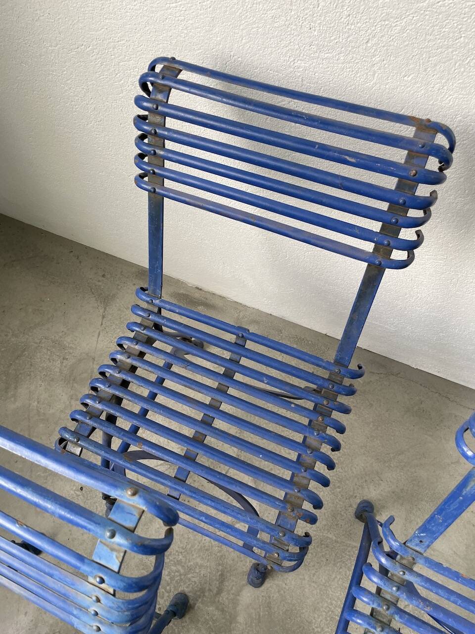 Series of 4 Arras chairs 1900