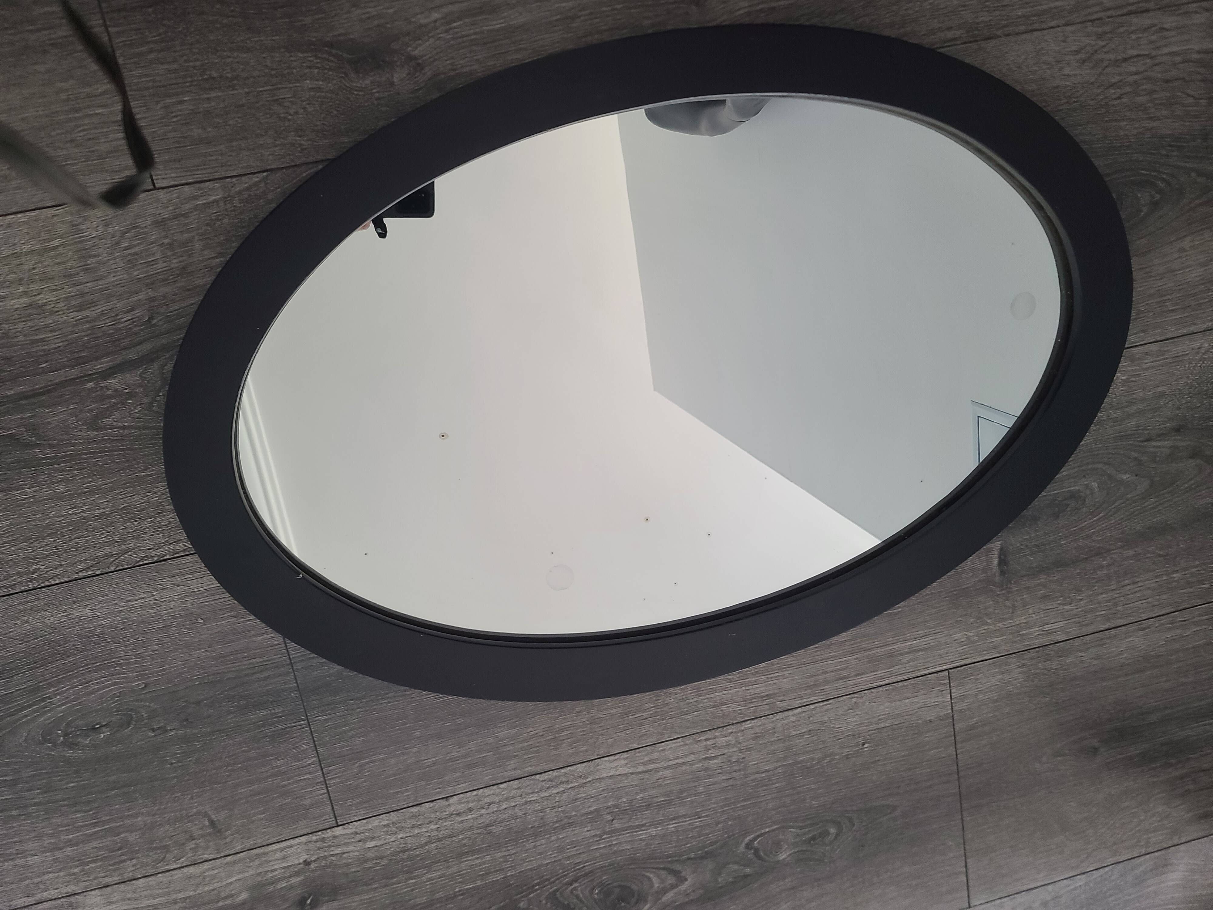 Modern Style Black Oval Wall Mirror