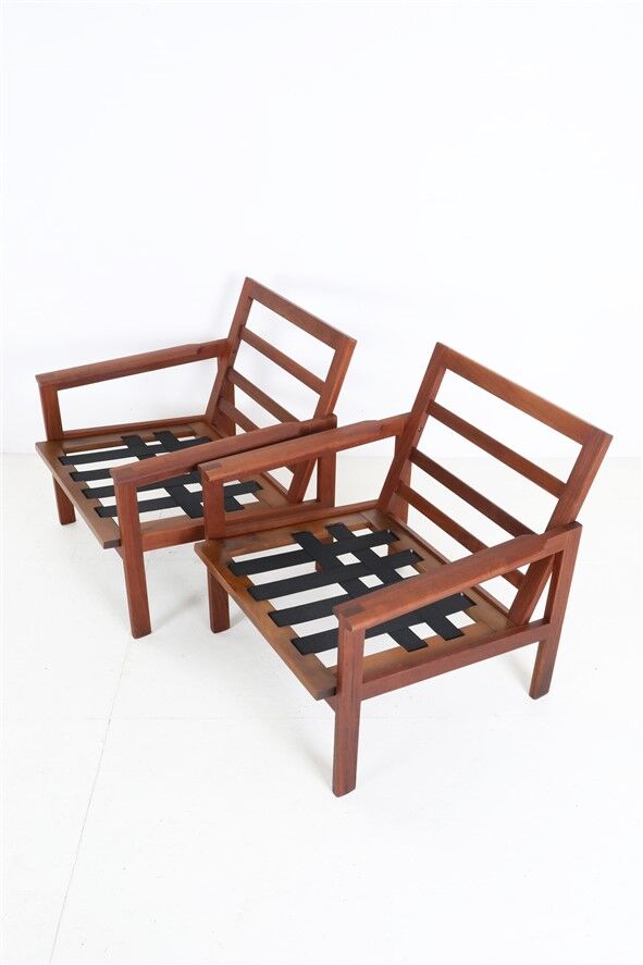 Ensemble de 2 fauteuils en teck "Capella" restaurés d'Illum Wikkelsø / Niels Eilersen.