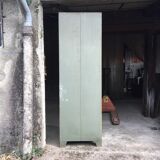 Industrial locker room