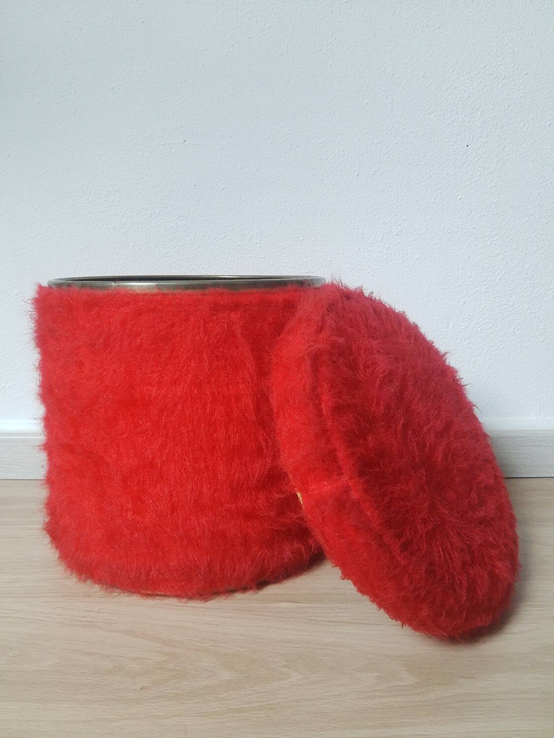Vintage red moumoute chest stool pouf